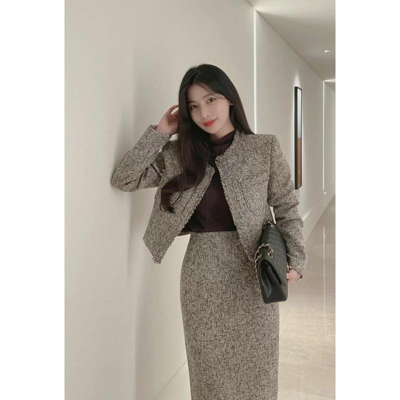 🇰🇷Chloe C. 韓國東大門服飾🇰🇷  eeyou 正韓小香風毛邊外套長裙套裝.典禮主持款