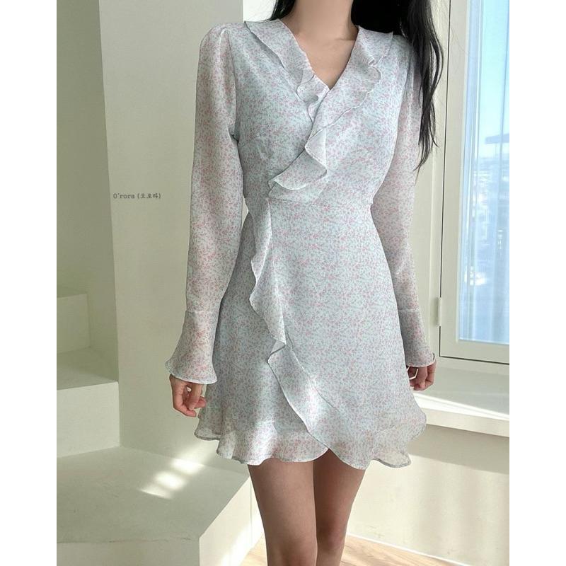 🇰🇷Chloe C. 韓國東大門服飾🇰🇷  o’rora 正韓荷葉邊交叉長袖短裙