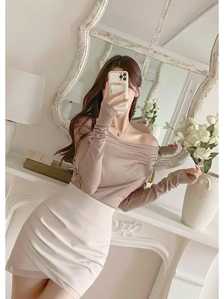 🇰🇷Chloe C. 韓國東大門服飾🇰🇷  eeyou 正韓交叉一字領抓皺短裙套裝