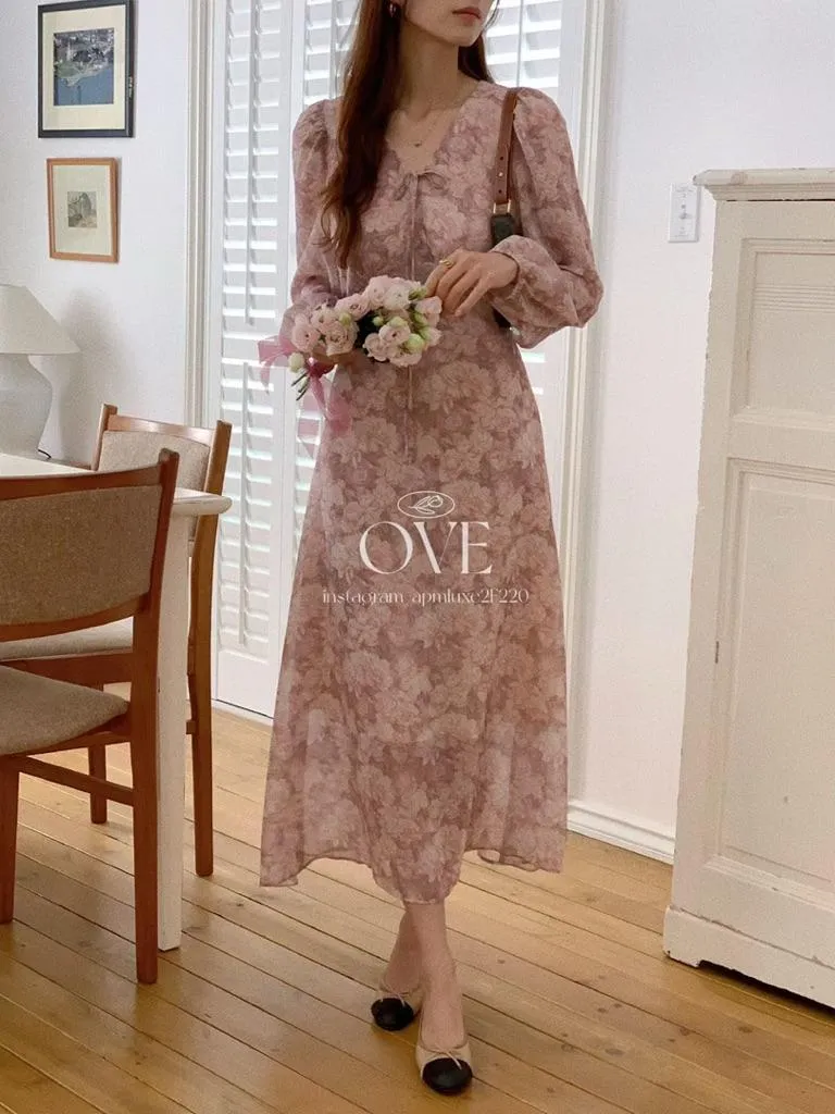 🇰🇷Chloe C. 韓國東大門服飾🇰🇷  OVE 正韓V領碎花領口綁帶長袖長洋裝