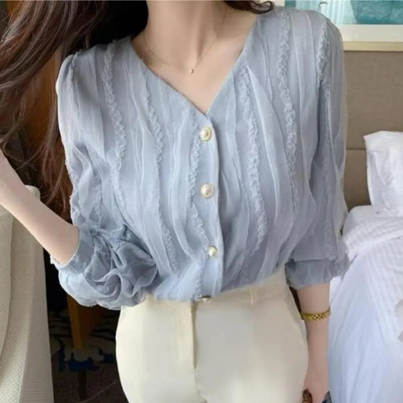 🇰🇷Chloe C. 韓國東大門服飾🇰🇷  nature b. 正韓V領波浪紋排扣長袖上衣