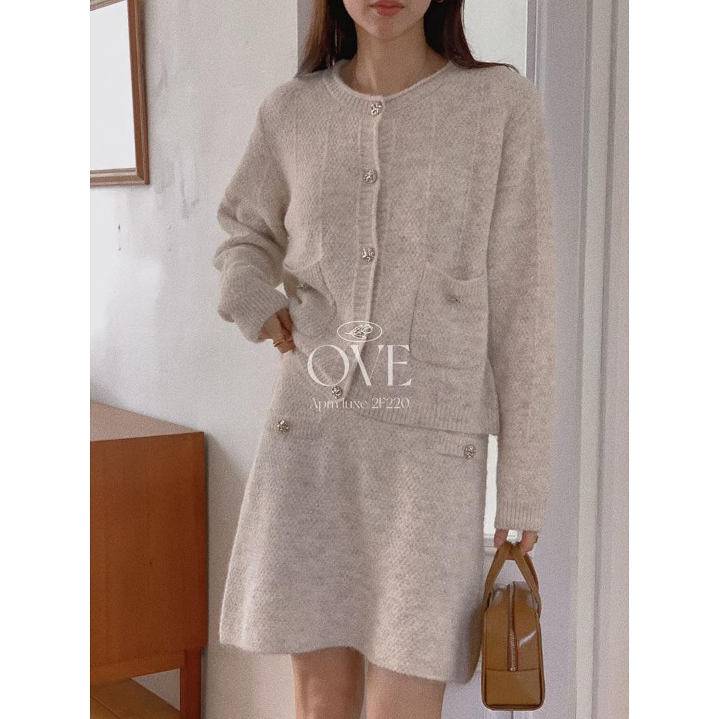 🇰🇷Chloe C. 韓國東大門服飾🇰🇷 OVE 正韓圓領細針織外套裙子套裝