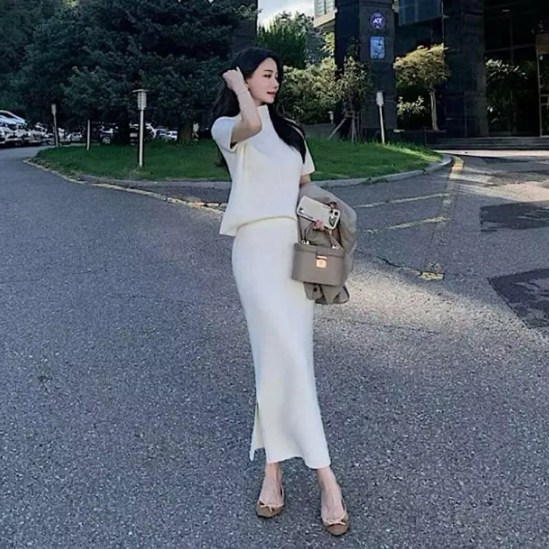 🇰🇷Chloe C. 韓國東大門服飾🇰🇷  bound 正韓高領針織短袖上衣長裙套裝
