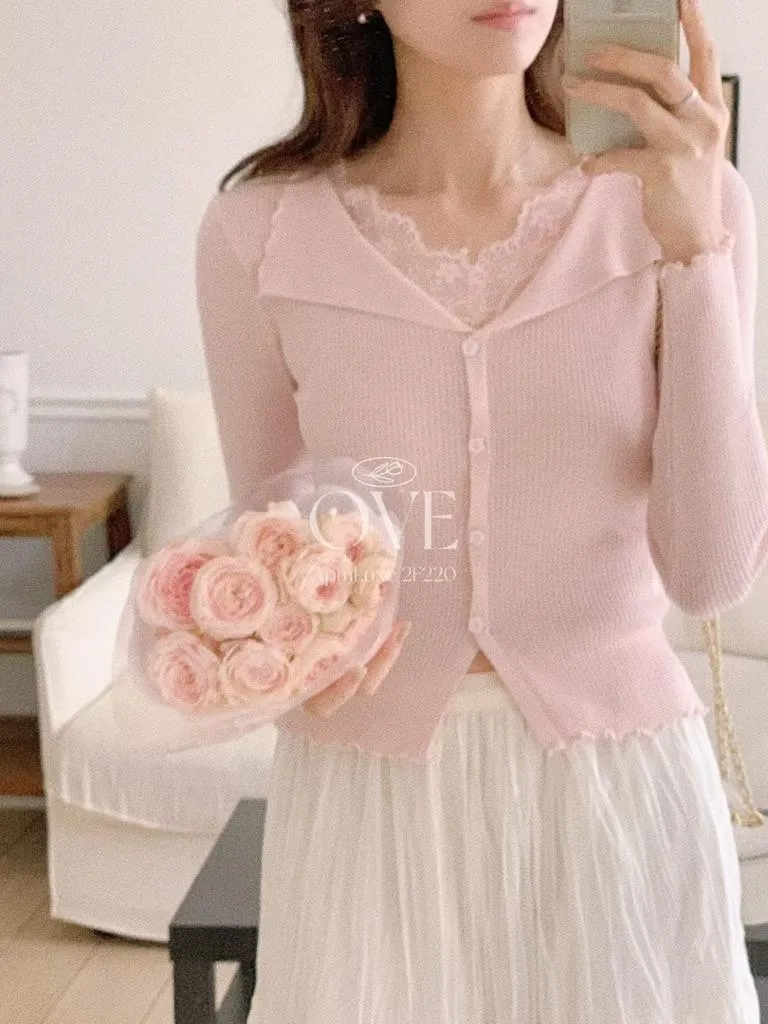 🇰🇷Chloe C. 韓國東大門服飾🇰🇷  正韓蕾絲拼接領排扣針織衣