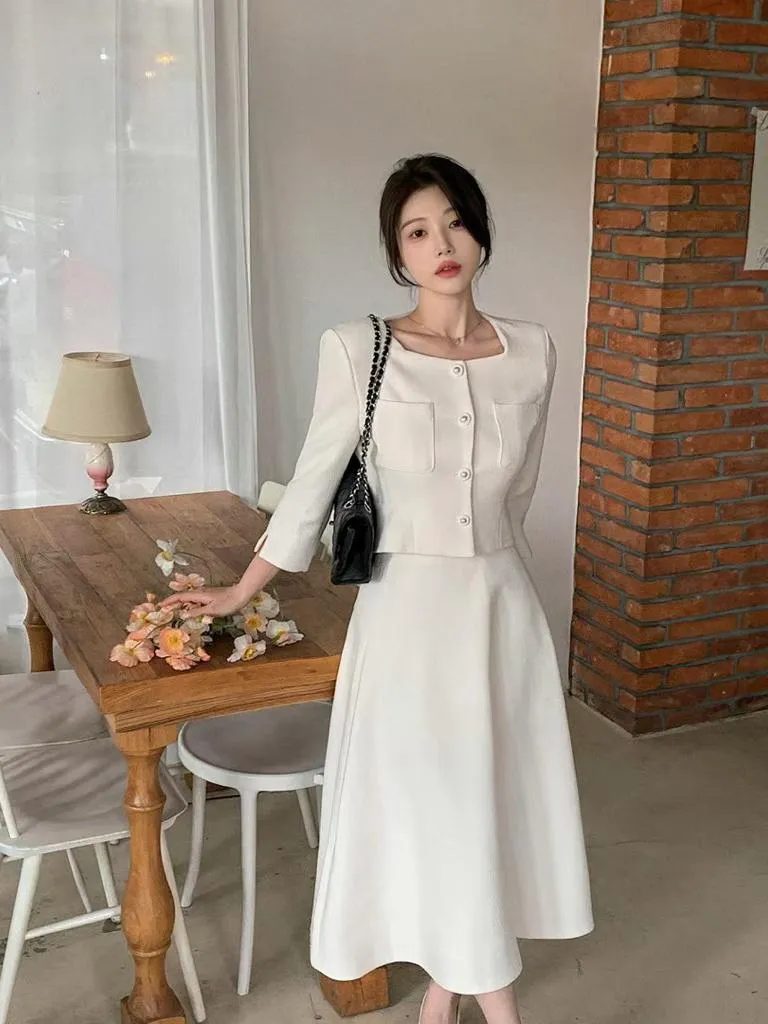 🇰🇷Chloe C. 韓國東大門服飾🇰🇷 正韓小香風挺版長袖外套散裙套裝