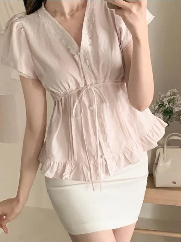 🇰🇷Chloe C. 韓國東大門服飾🇰🇷 正韓蕾絲花邊V領束腰綁帶短袖上衣