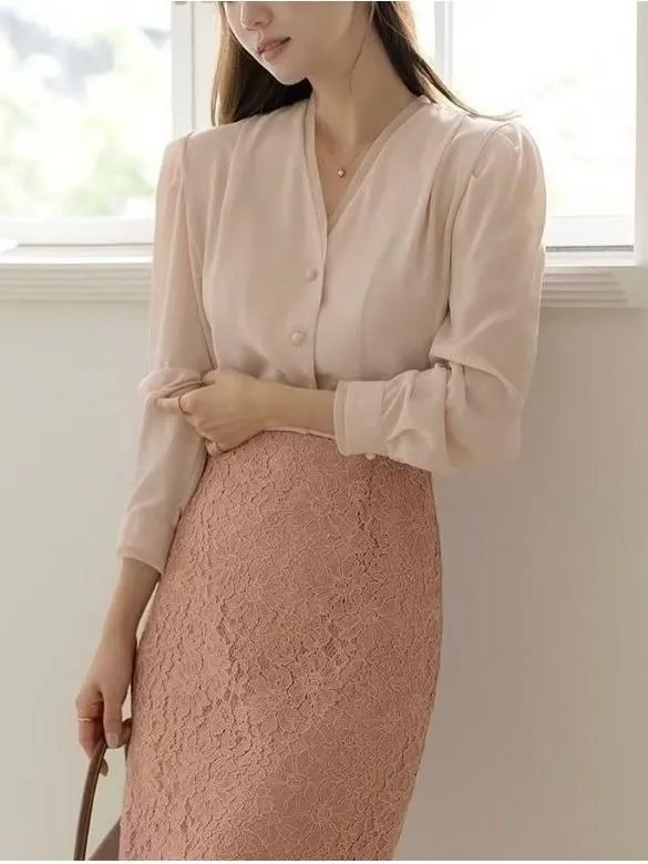 🇰🇷Chloe C. 韓國東大門服飾🇰🇷 正韓V領拼接薄紗襯衣