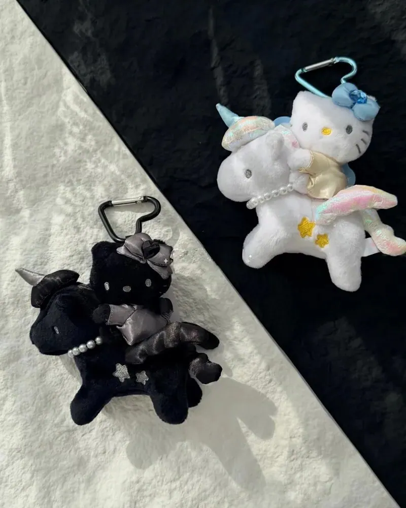 Hello Kitty 凱蒂貓 KITTY貓  獨角獸 吊飾 鑰匙圈  黑色 / 白色