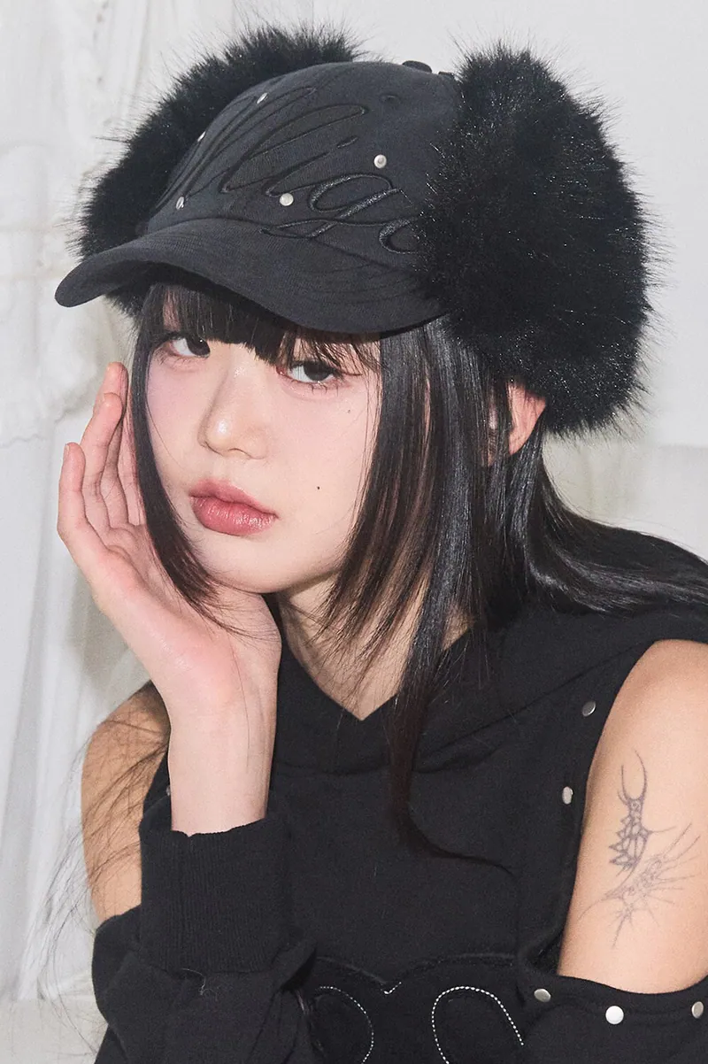 ILLIGO Fluffy Ear Flap  毛絨護耳帽 黑色