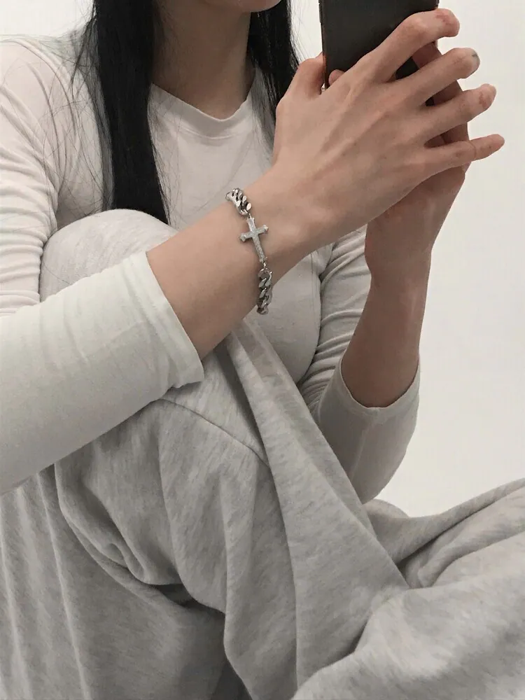 冬天同款 OFUSE cross bracelet 鋼 十字架 水鑽 古巴練