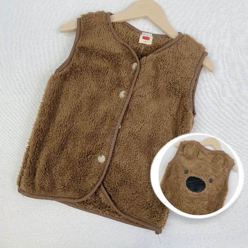 L-9372咖熊毛茸茸背心