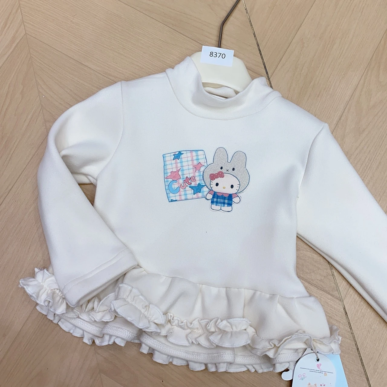 GZH-8370杏KT兔兔上衣