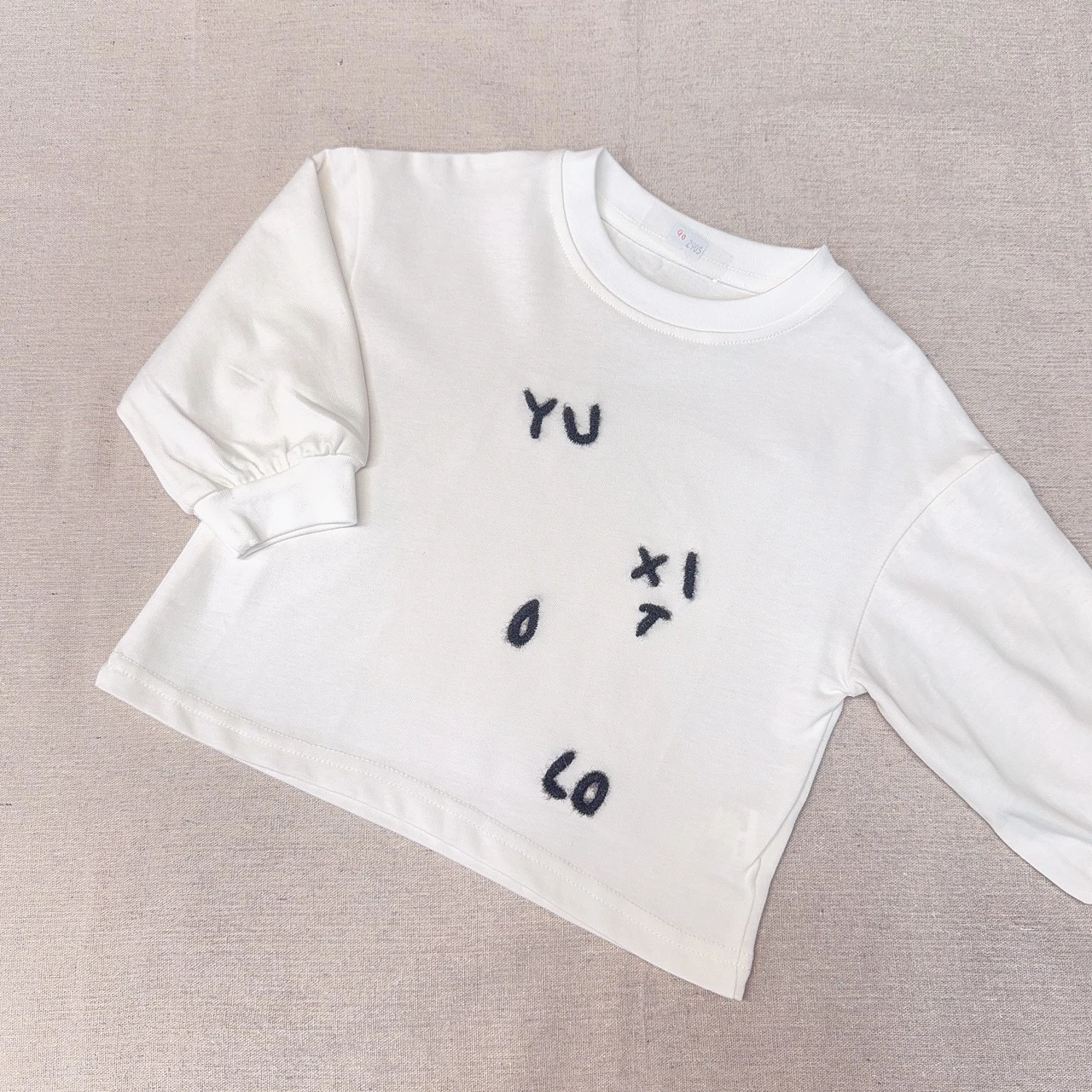 KZK-2905白刺繡文字上衣