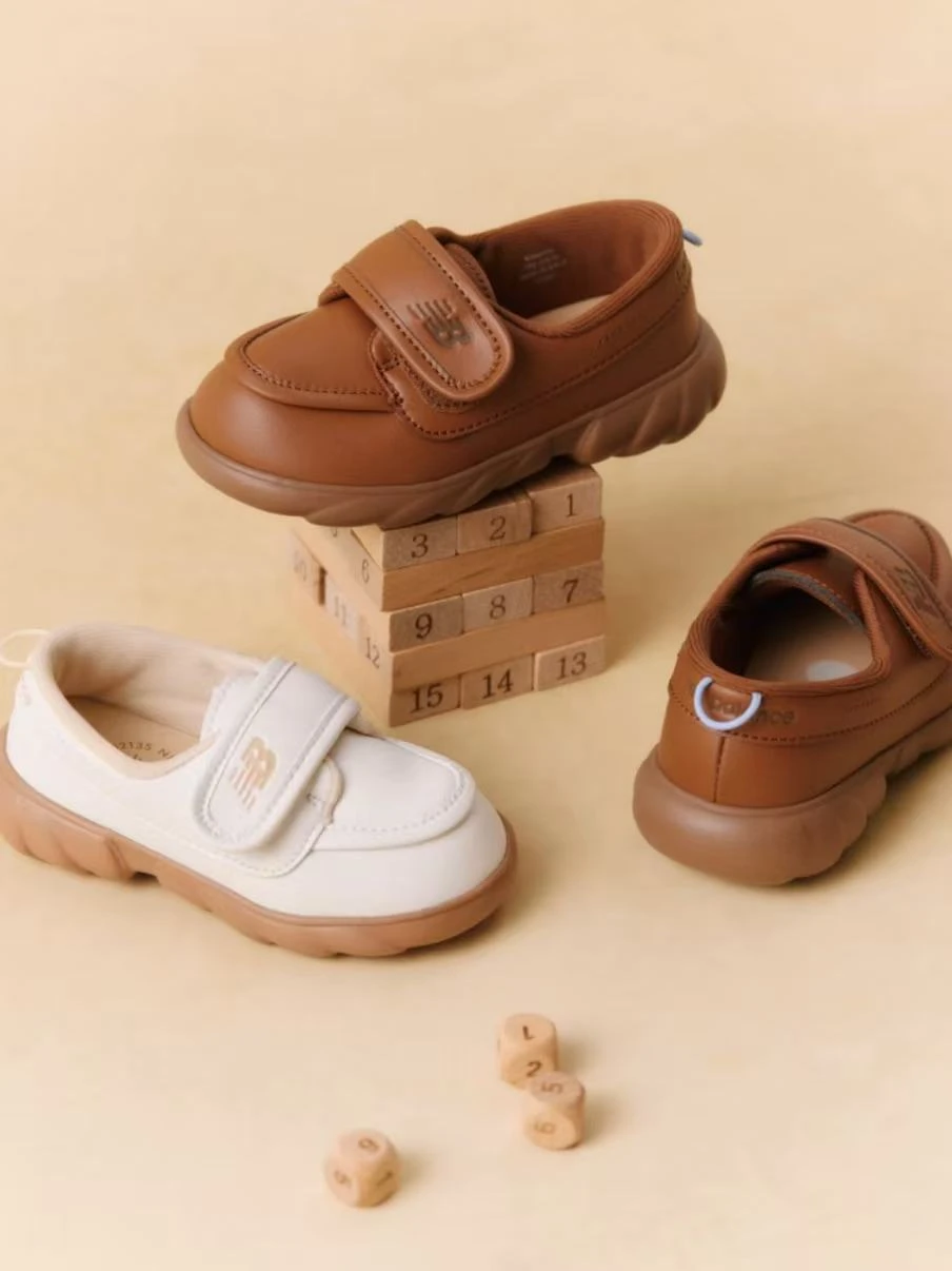 韓國New Balance 紳士經典樂福鞋