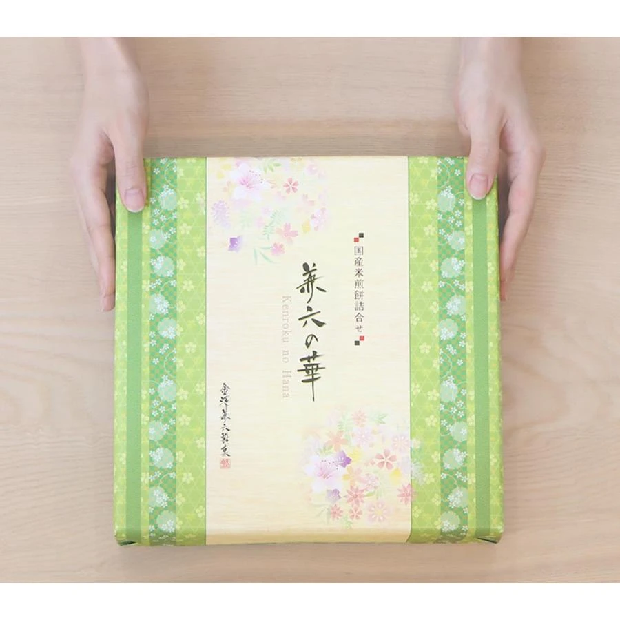 日本金澤兼六之華綜合煎餅禮盒 (中)