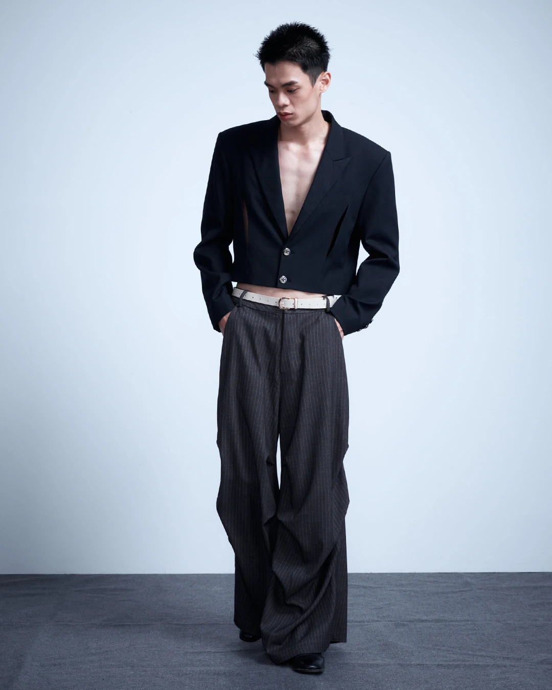 Cropped Tailored Blazer
