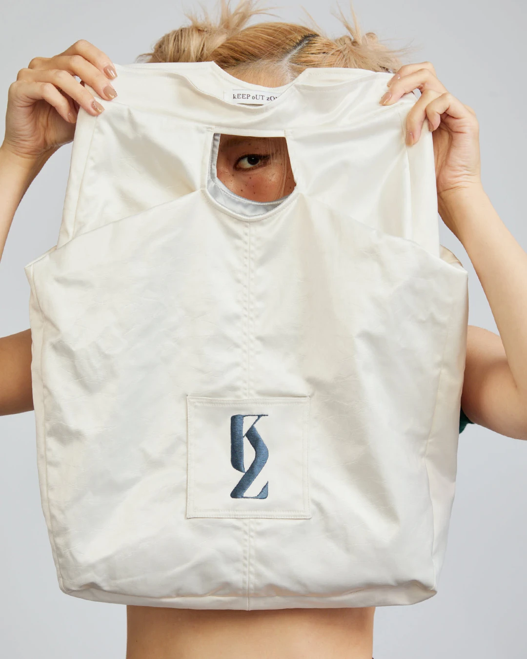 Cracked FOLD HAND BAG