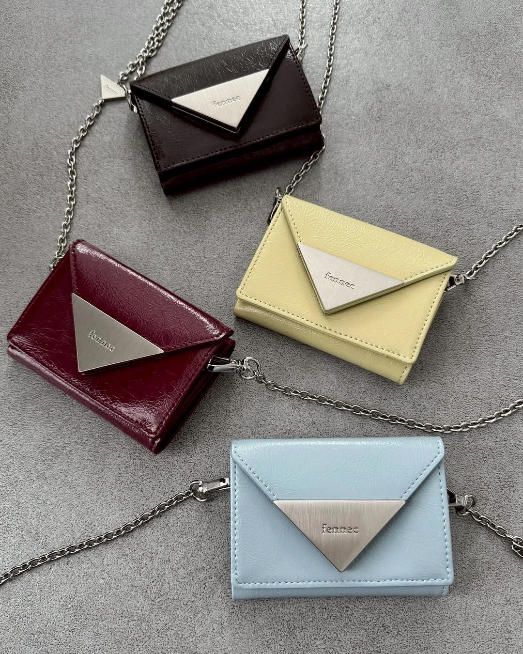 FENNEC CRINKLE TRIANGLE TRIPLE WALLET 皺褶三角三折錢包