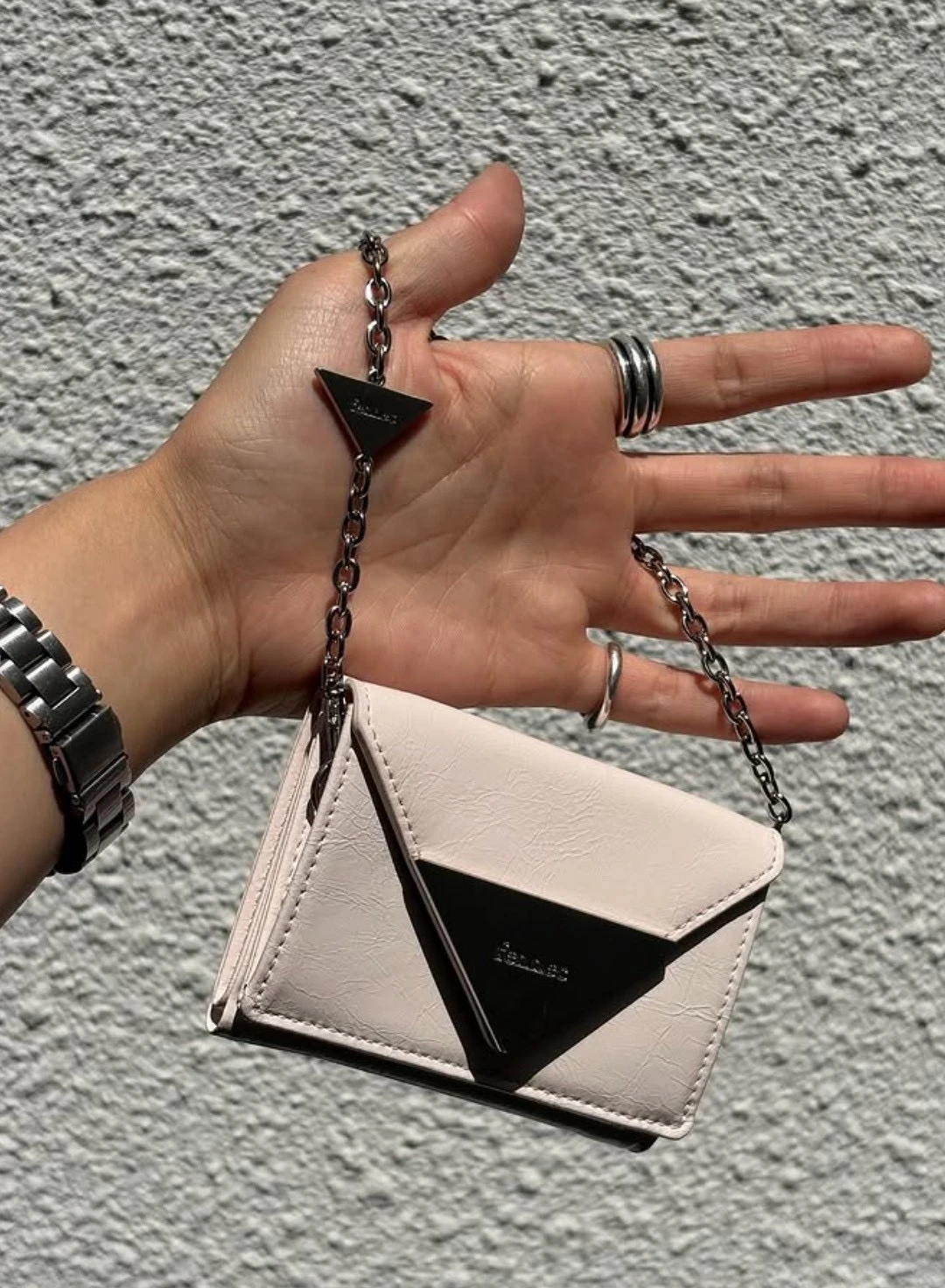 FENNEC CRINKLE TRIANGLE TRIPLE WALLET 皺褶三角三折錢包