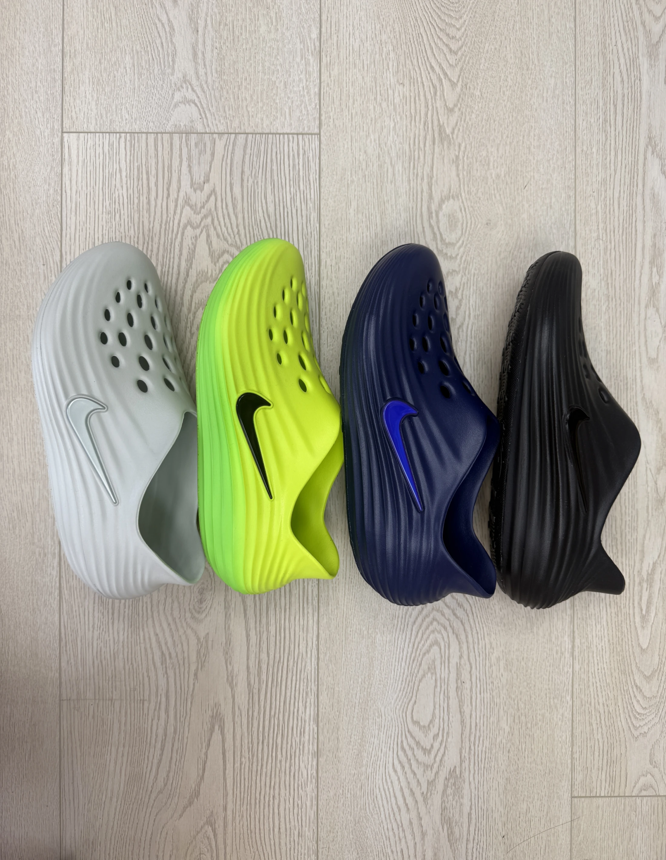 Nike ReactX Rejuven8 黑 白 海軍藍 螢光綠