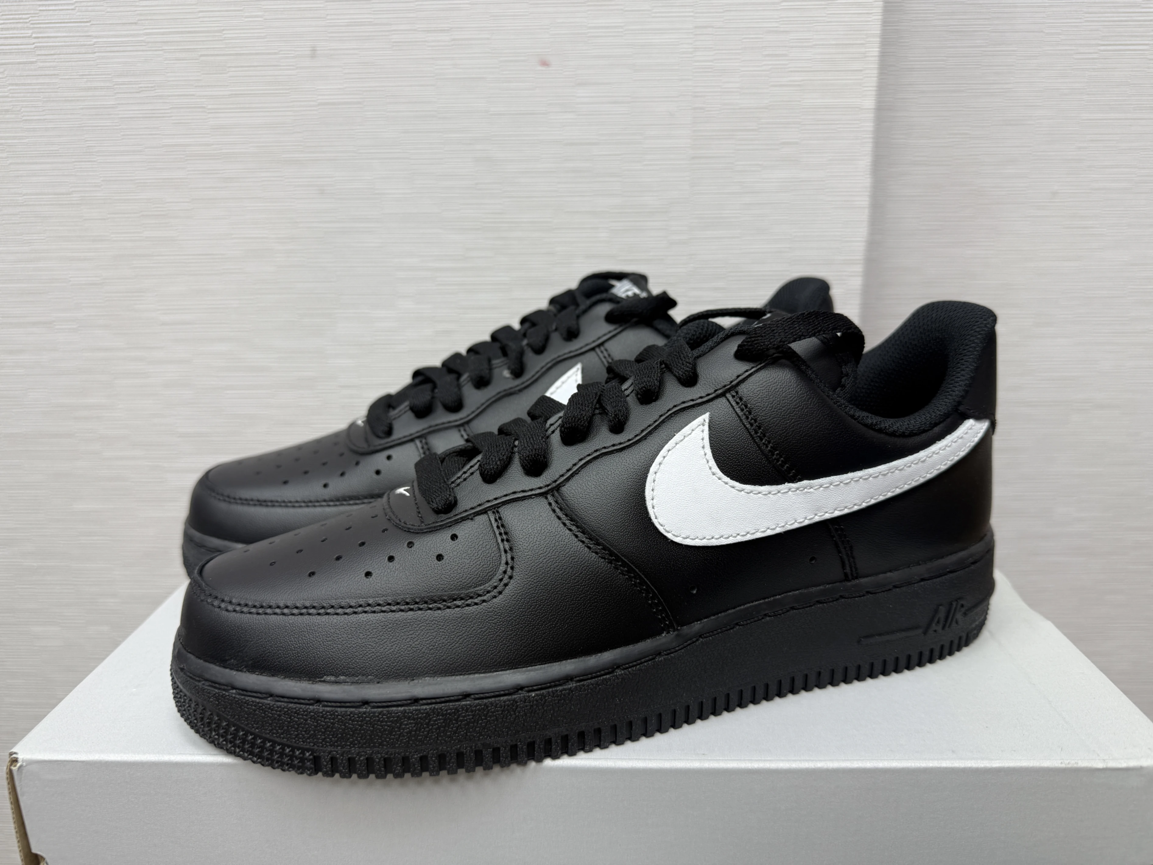 Nike Air Force 1 AF1 全黑白勾 FZ0627-010