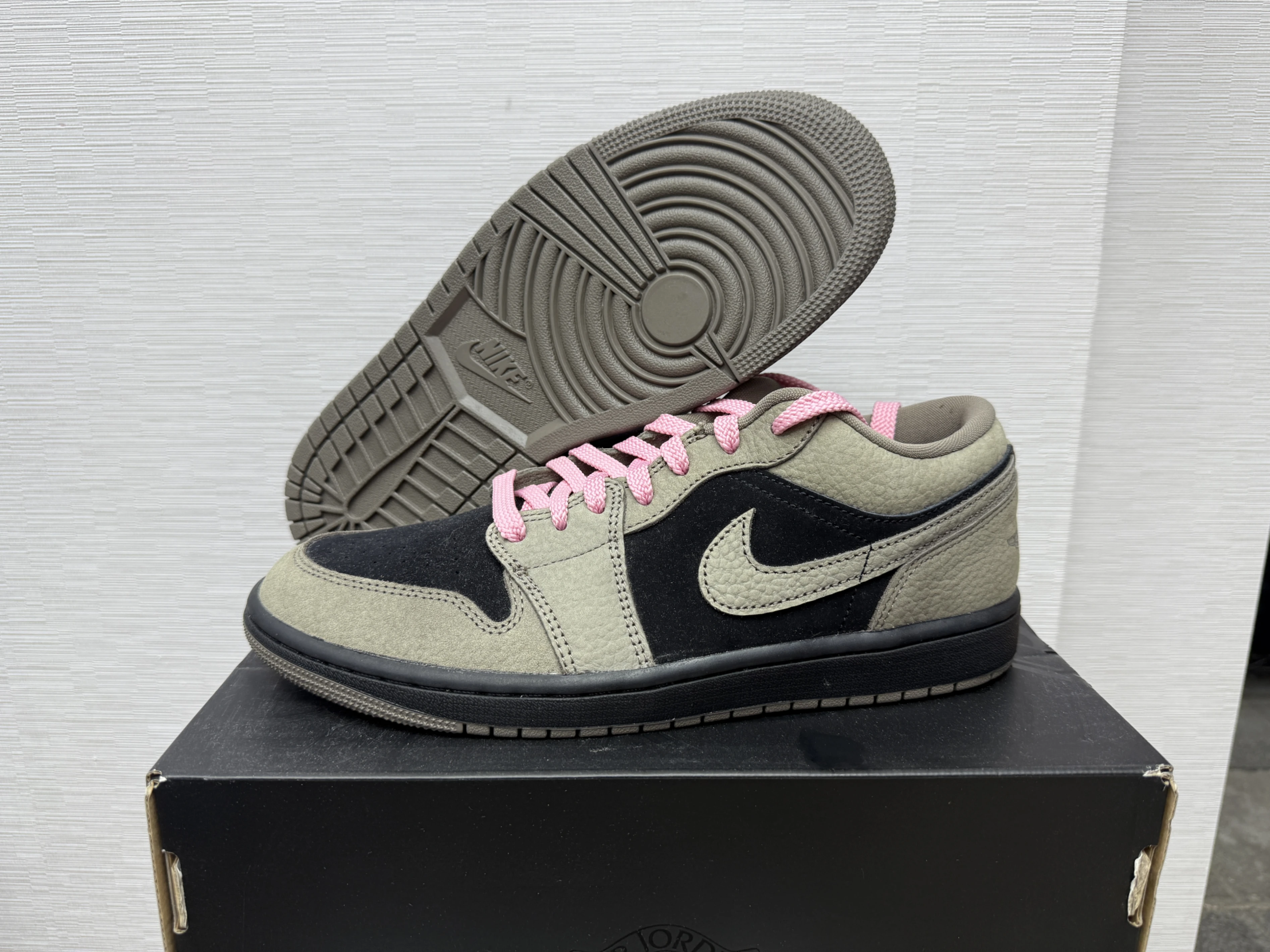 Nike Air Jordan 1 Low 摩卡 IB7109-005