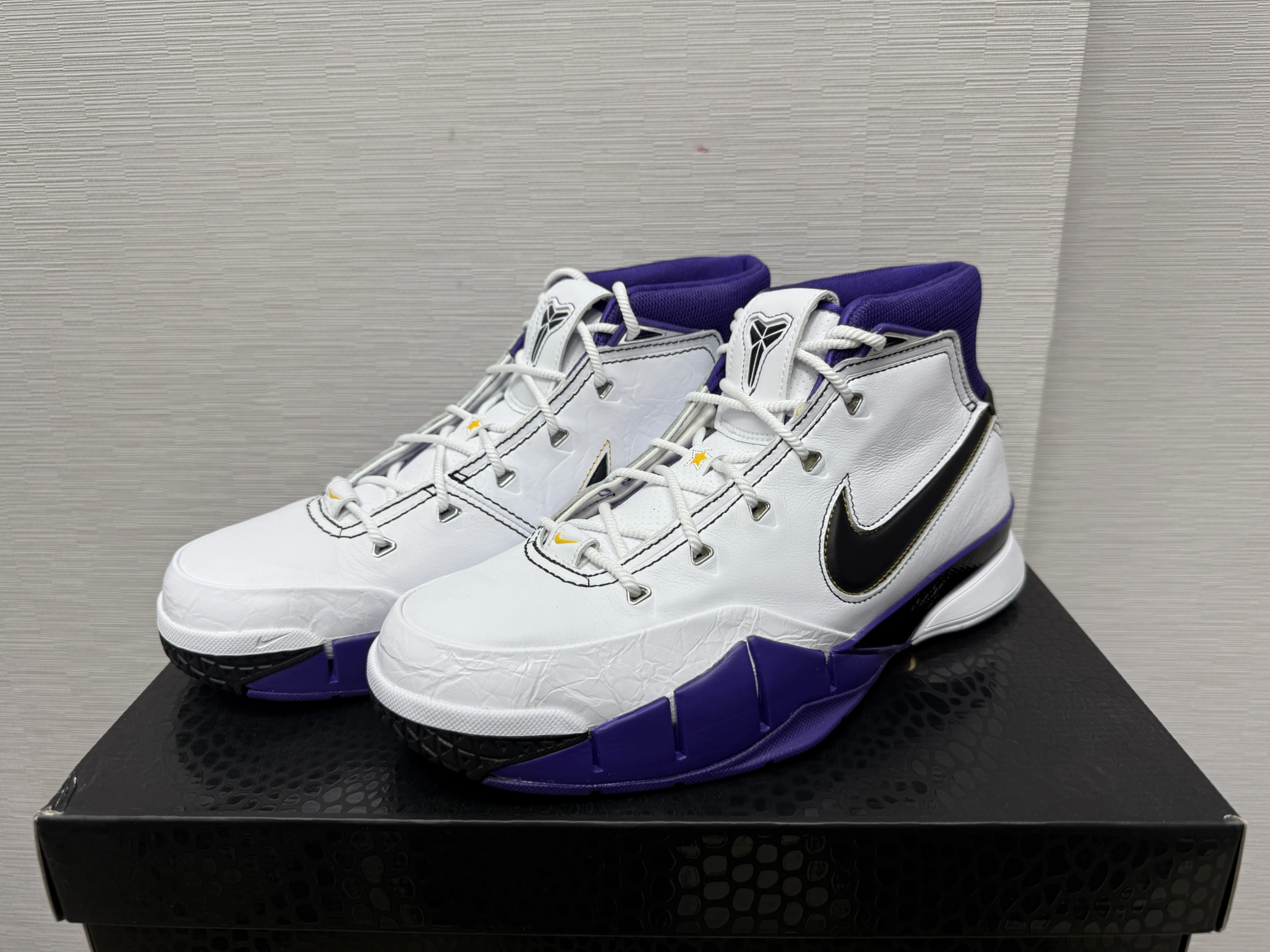 Kobe 1 Protro 81 Points IM0542-100