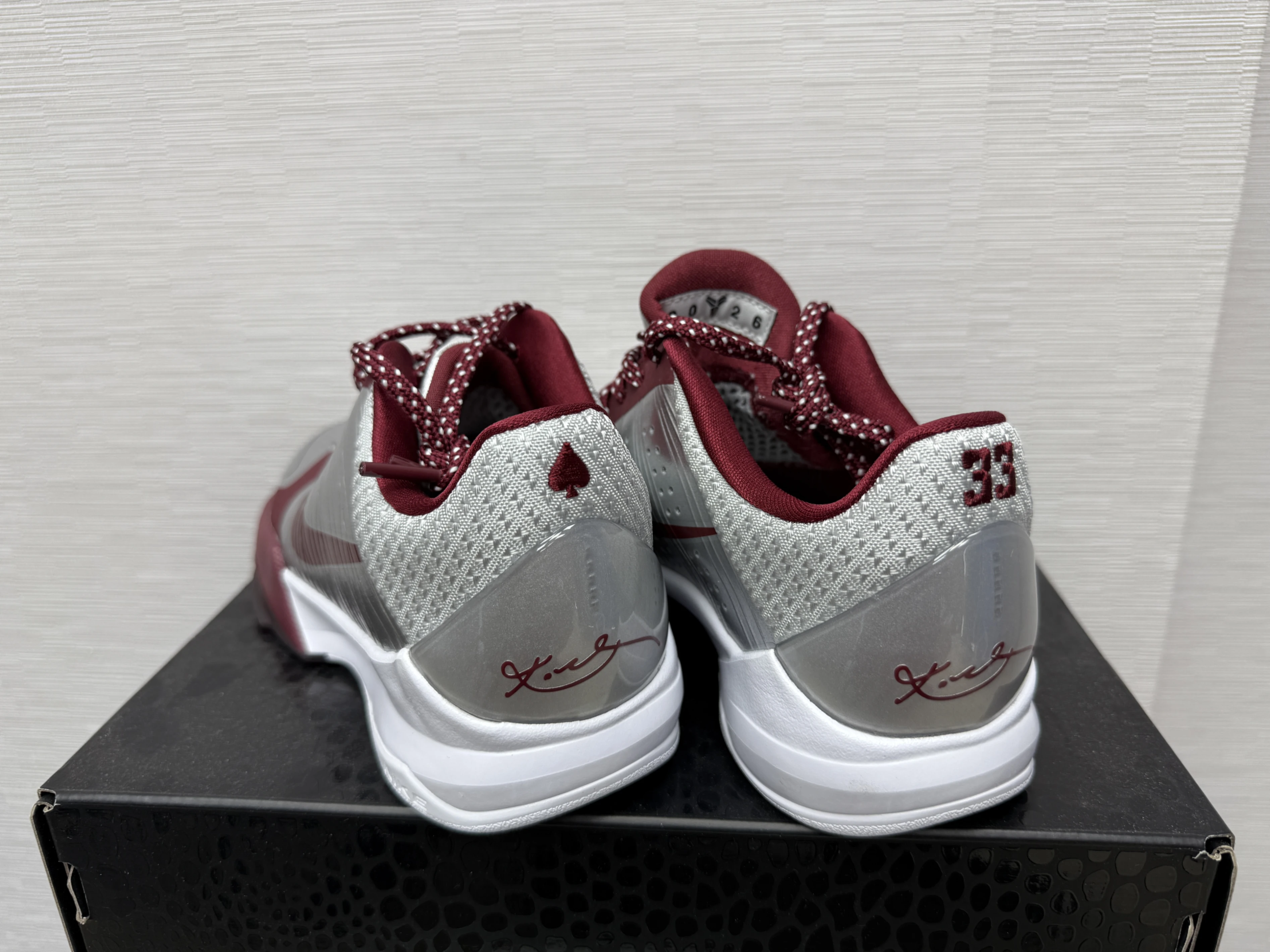 Nike Kobe 5 Protro GS Lower Merion Aces Away HM9522-001