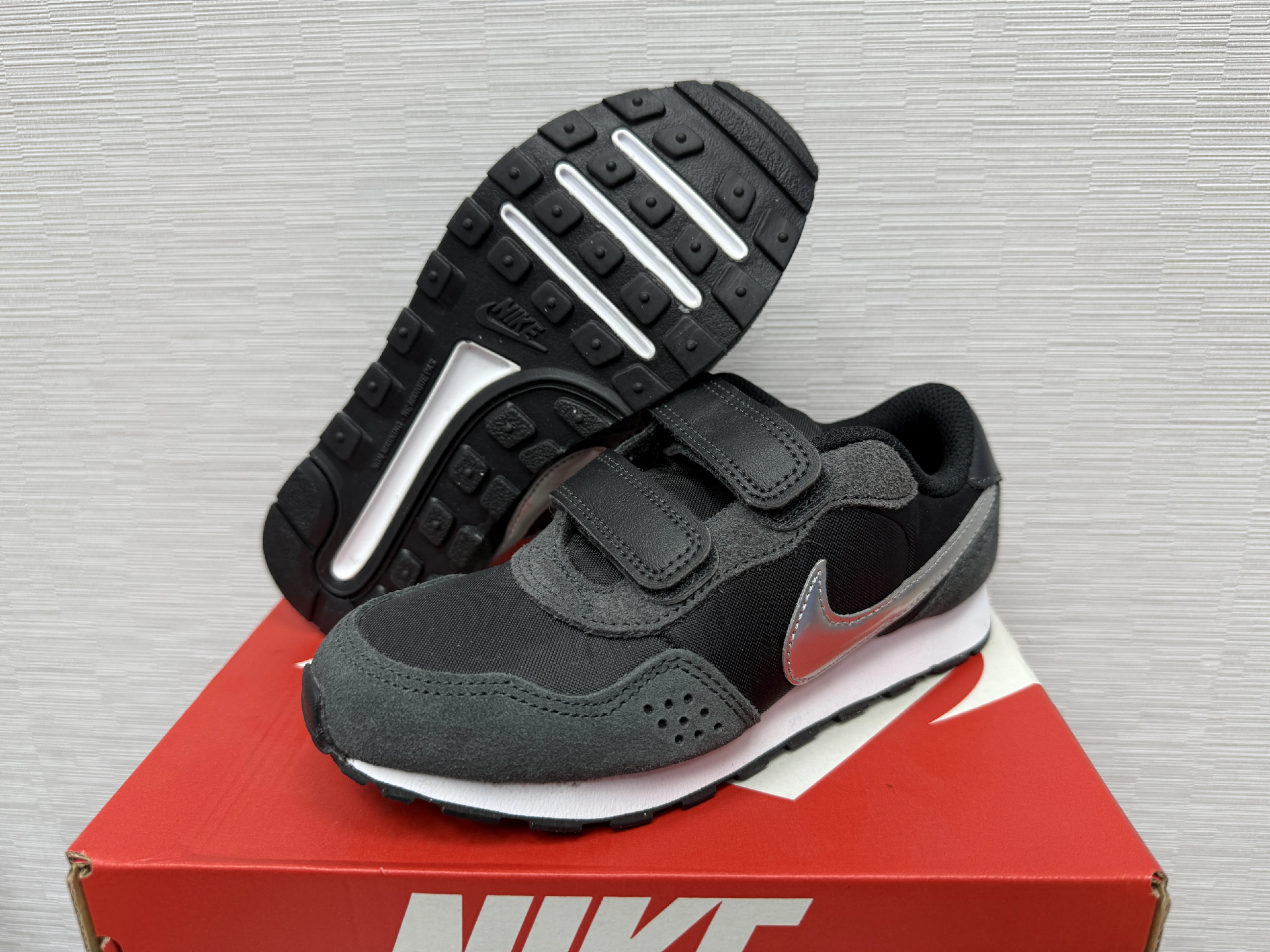 Nike MD Valiant PSV 中童鞋 小童鞋 黑 淺紫