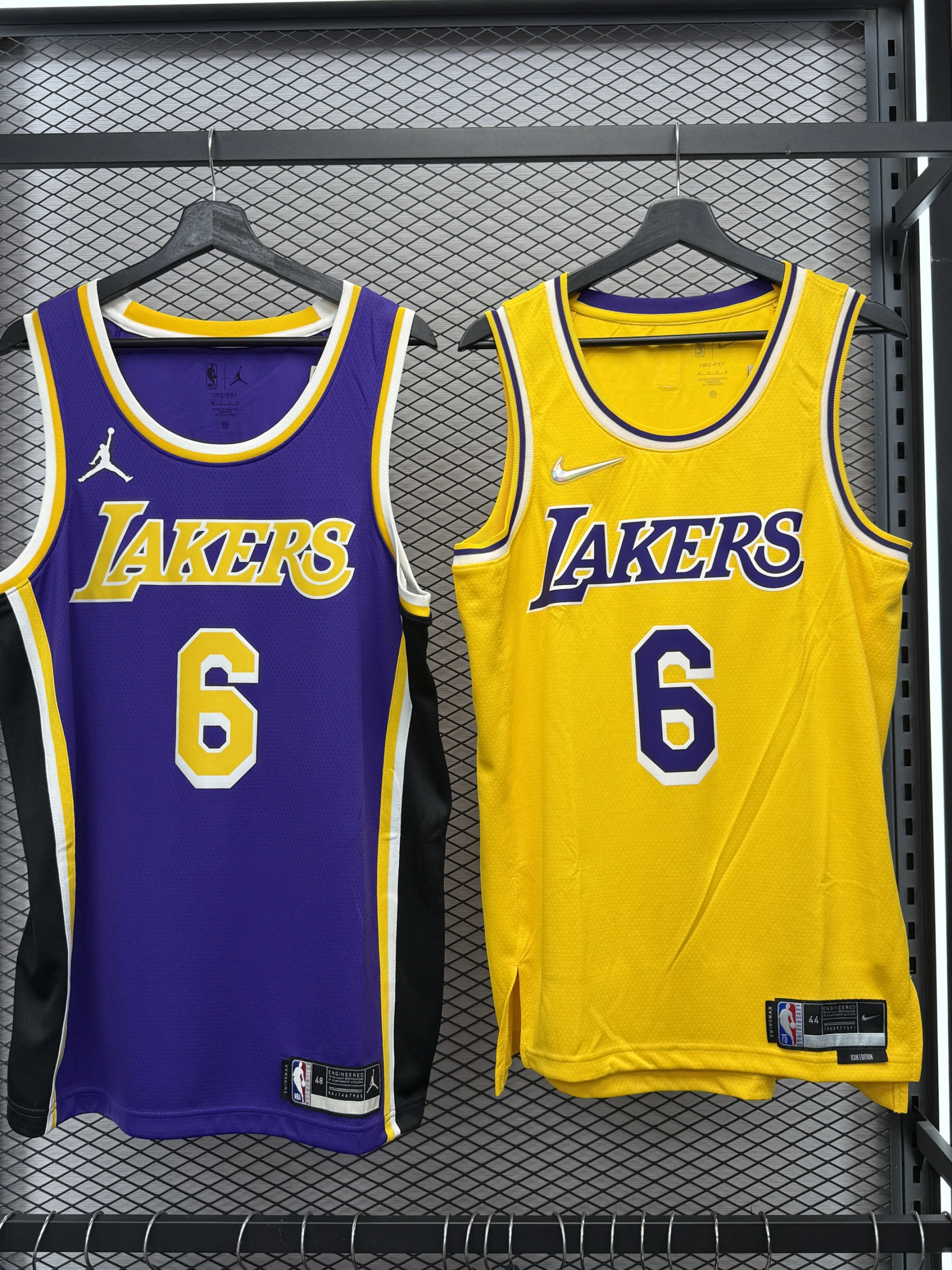 Nike NBA Lebron James Swingman Jersey