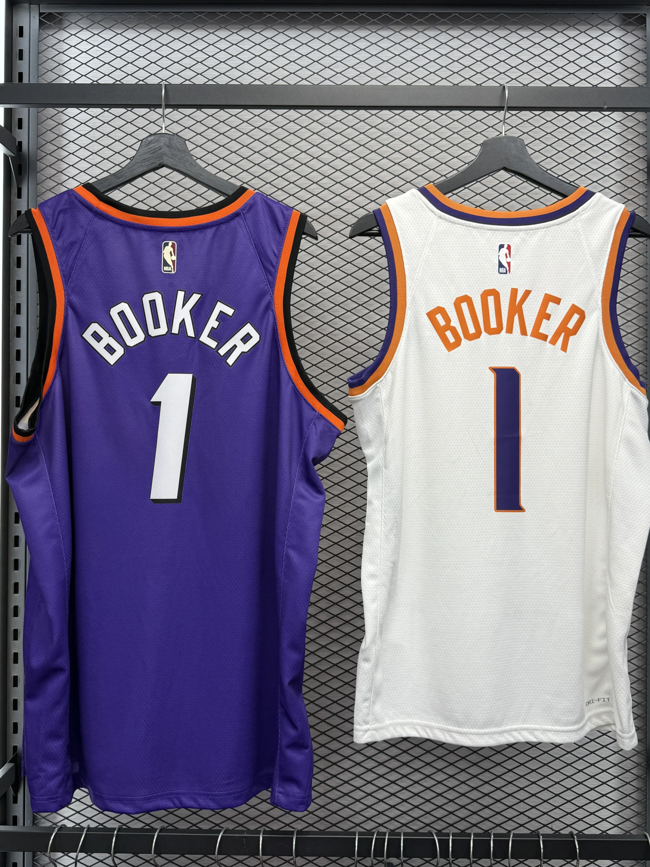 Nike NBA Booker Swingman Jersey