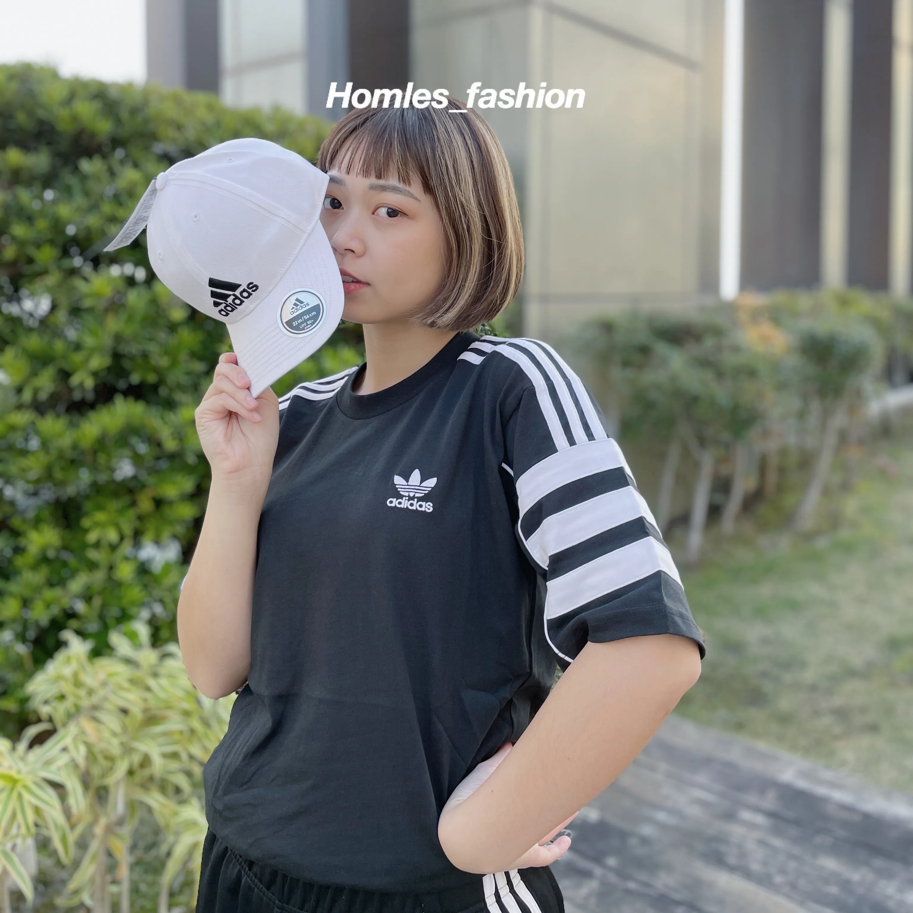 [Holmes]ADIDAS 三葉草 三槓 新款 短T 短踢 DH3854 黑色