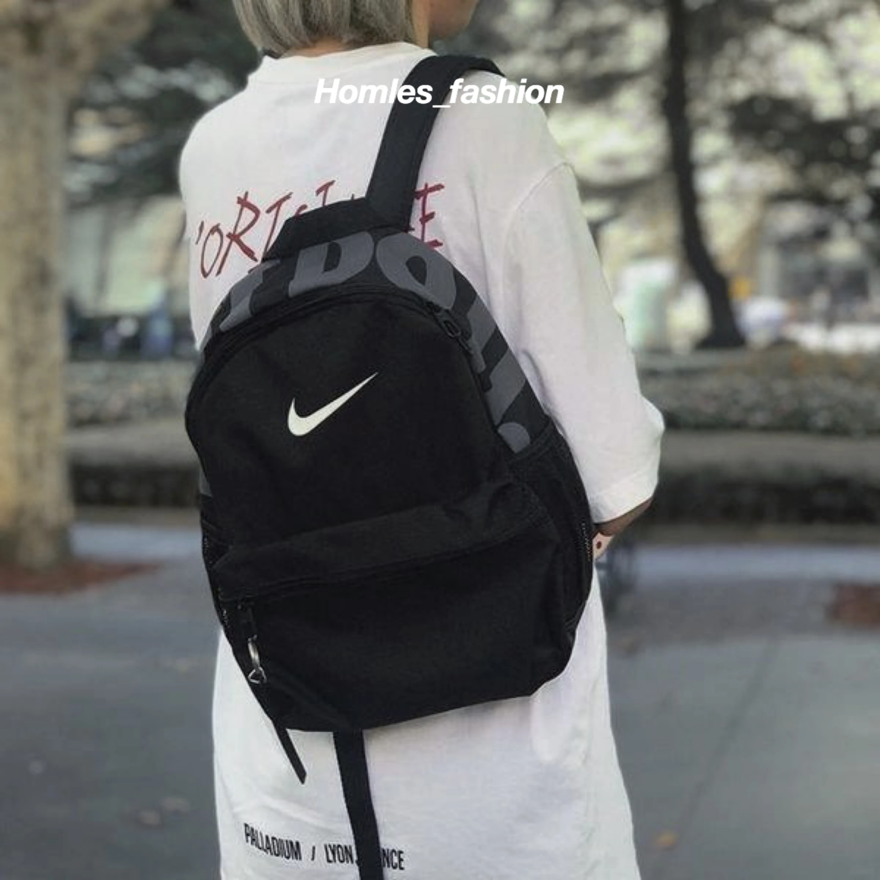 [Holmes]NIKE JUST DO IT 小後背包 黑灰色 BA5559-010