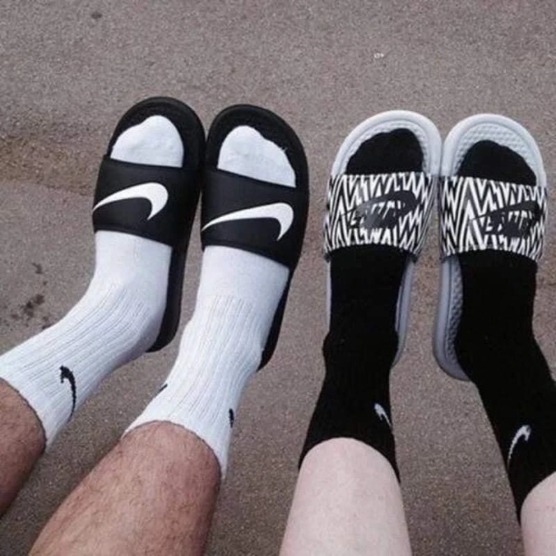[Holmes]NIKE SWOOSH SOCKS 長筒襪 NIKE 長襪 襪子 白底黑勾勾 / 黑底白勾勾