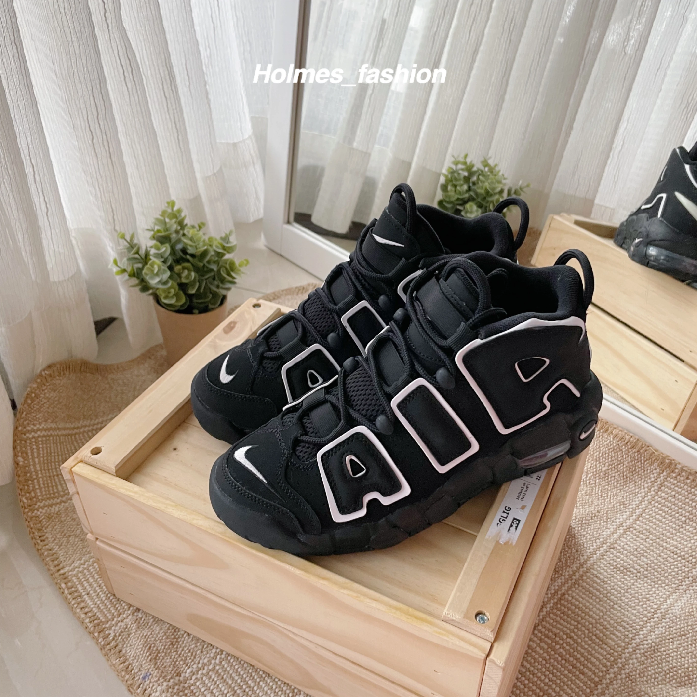 [Holmes]NIKE AIR MORE UPTEMPO 大童款 大AIR 黑白 5.5Y(24CM)