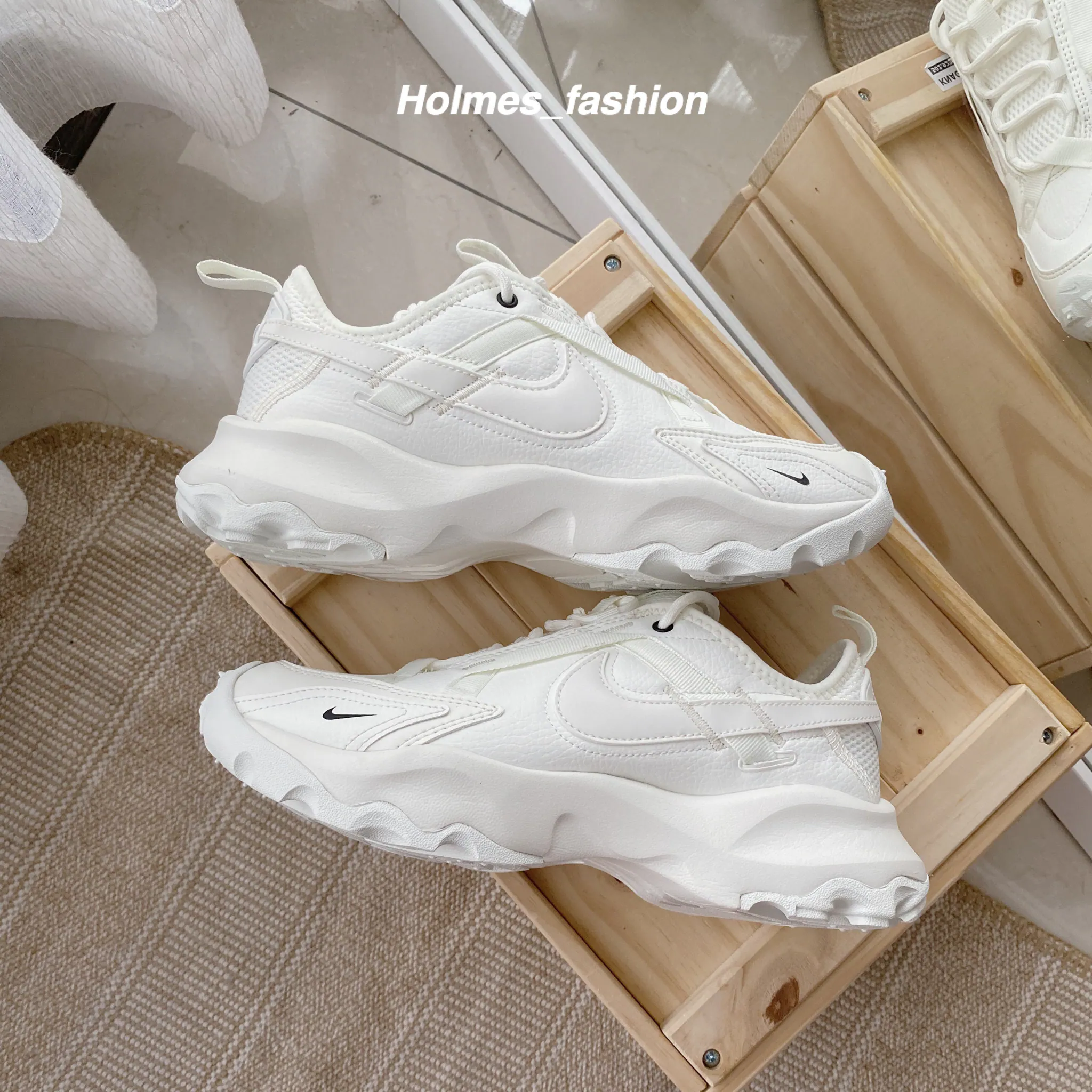 [Holmes]NIKE TC 7900 休閒 厚底 DD9682-100 米白 反光