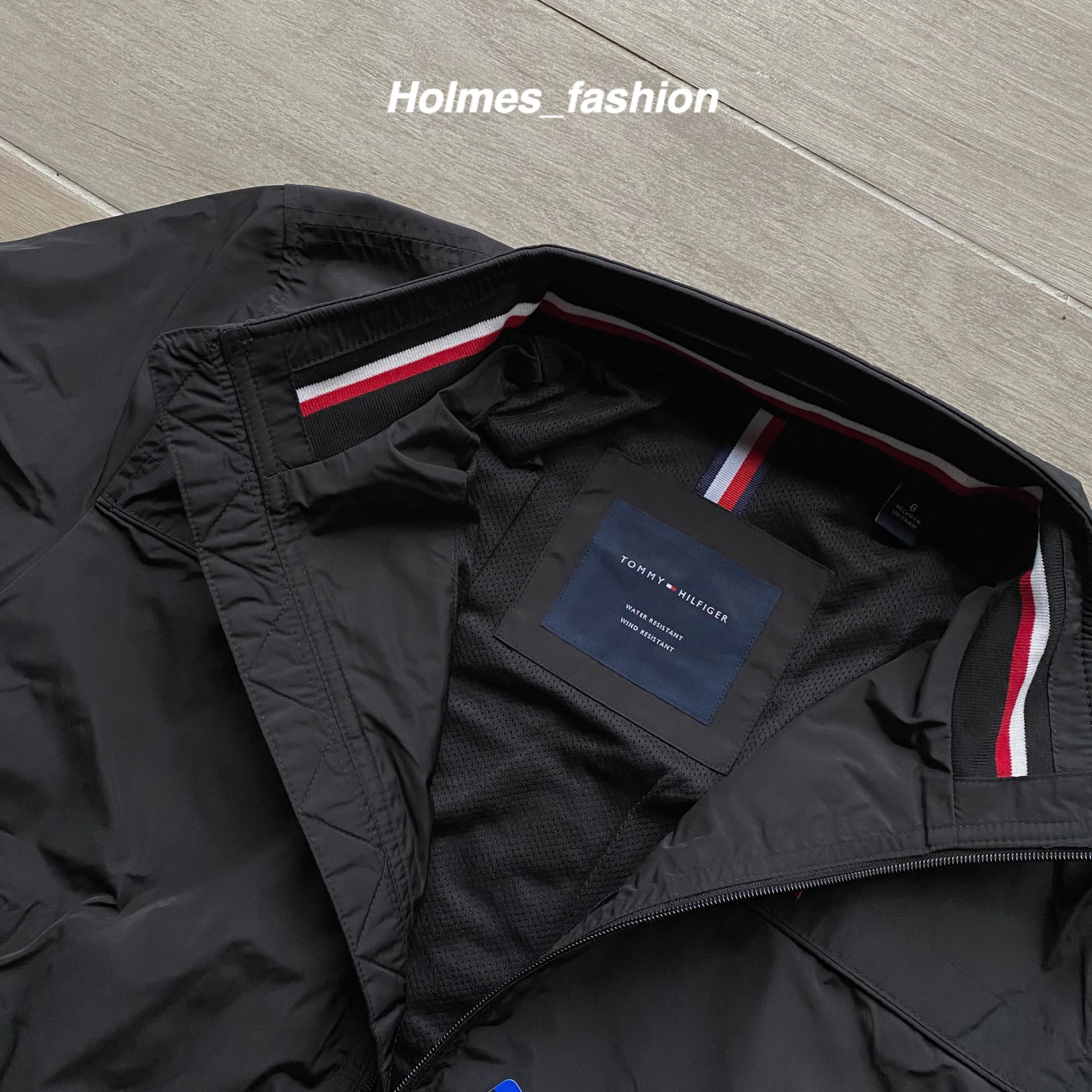 [Holmes]TOMMY HILFIGER 男版 立領 風衣外套 黑色