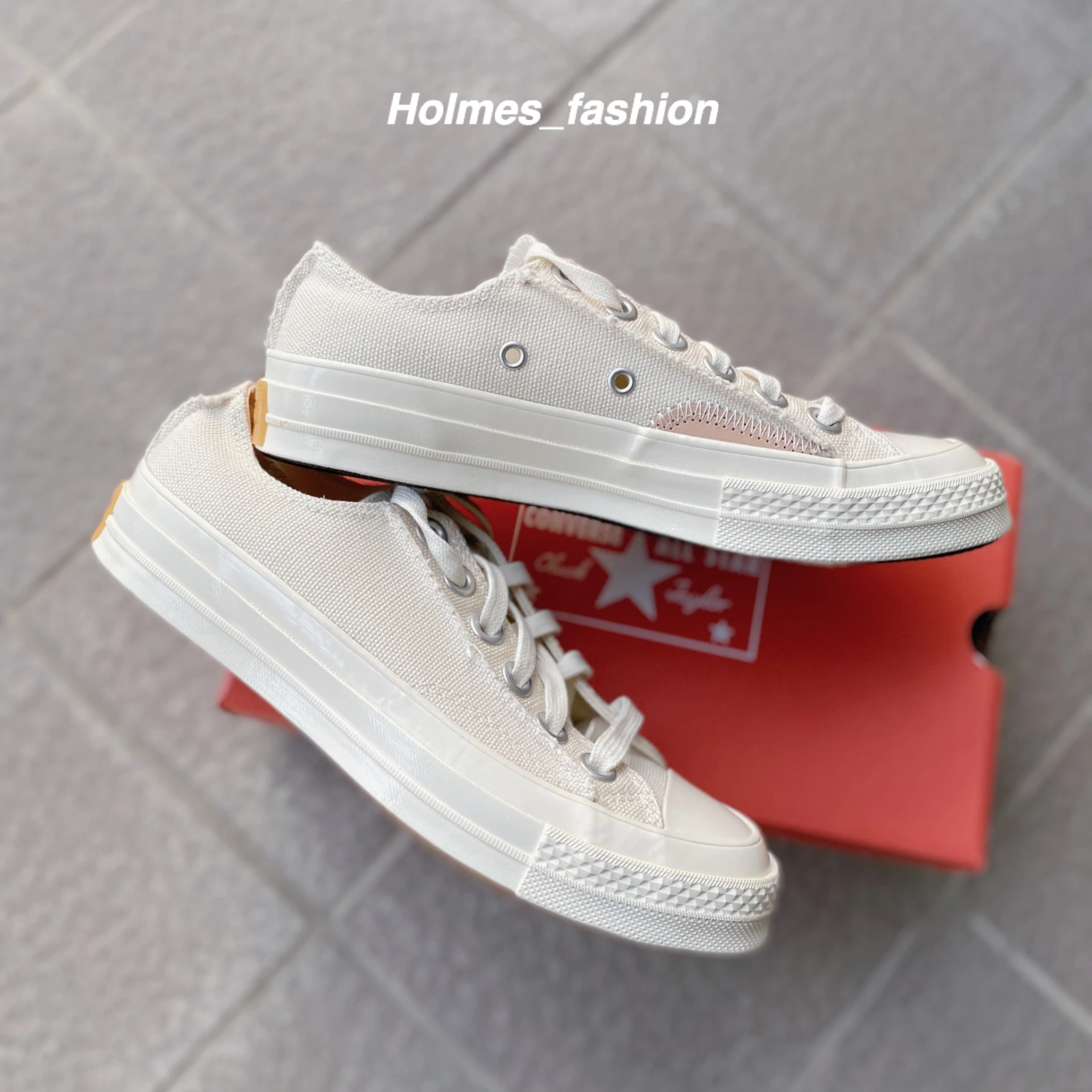 [Holmes]CONVERSE chuck Taylor 1970 不修邊 米白 低筒 帆布鞋 香草冰淇淋 572613c 立體車線 拼接