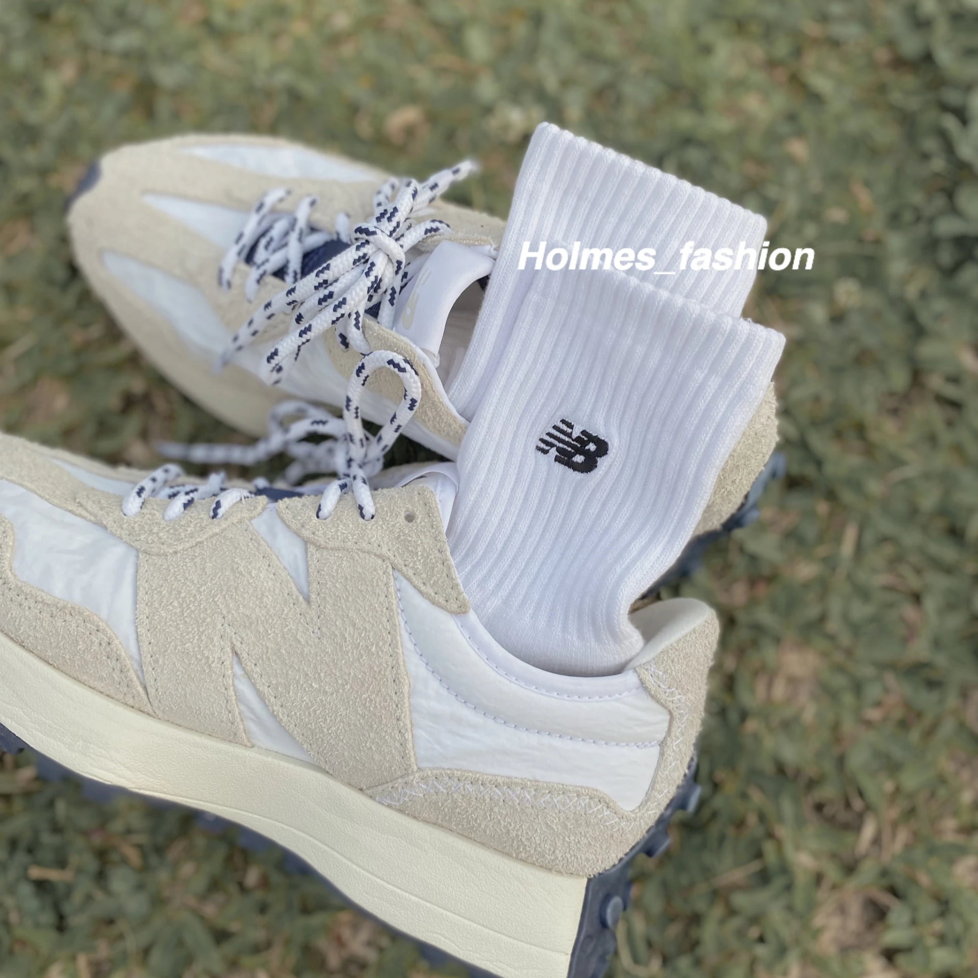 [Holmes]NEW BALANCE 三雙一組 襪子 刺繡小LOGO 白色中筒襪