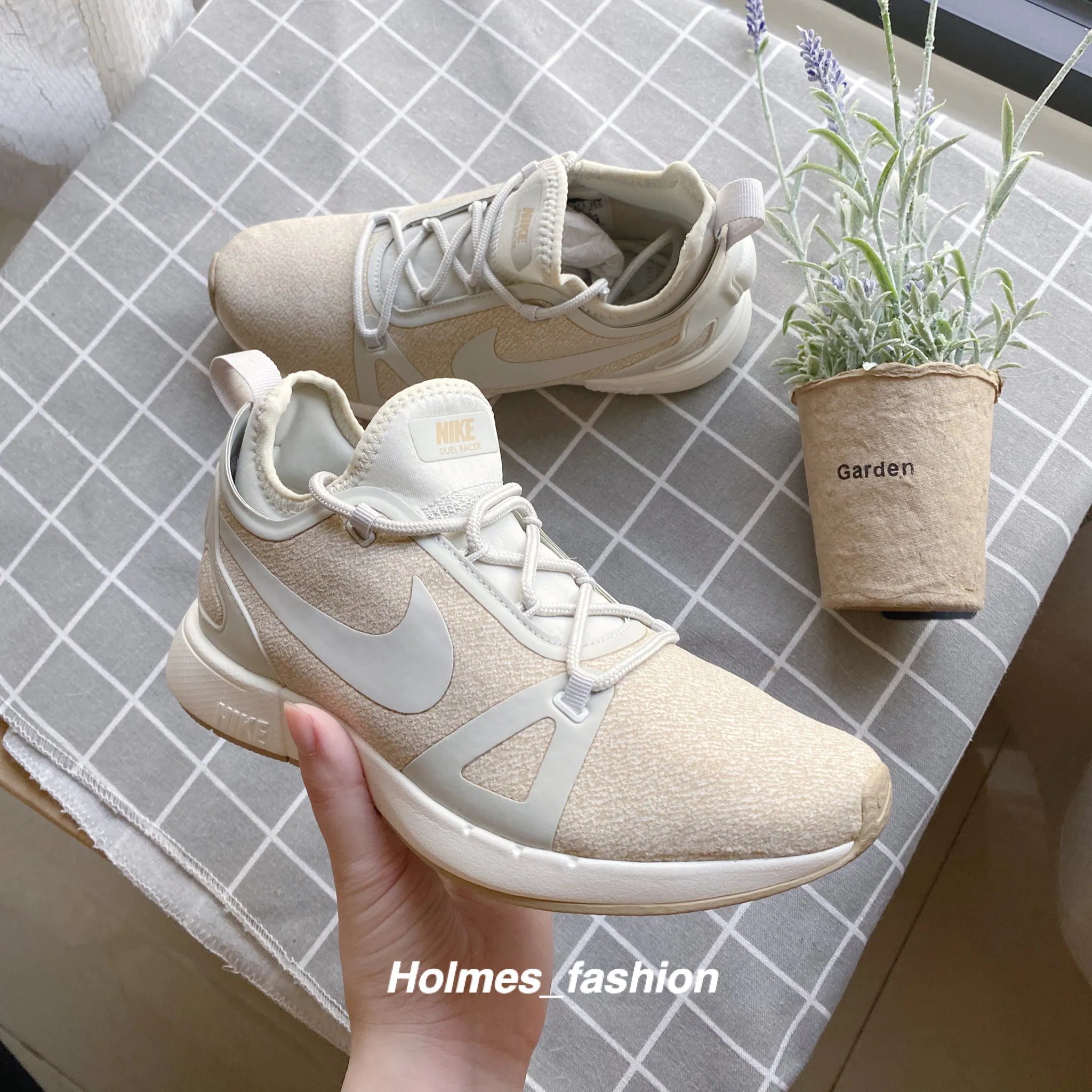 [Holmes]NIKE DUEL RACER KNIT AA1107-001 米灰 運動鞋 23.5 公分