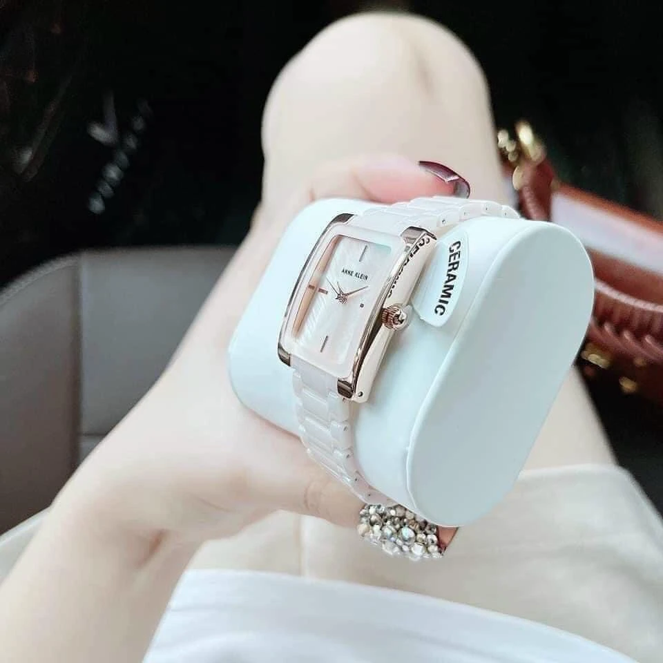 [Holmes]Anne Klein 裸粉方錶 預購