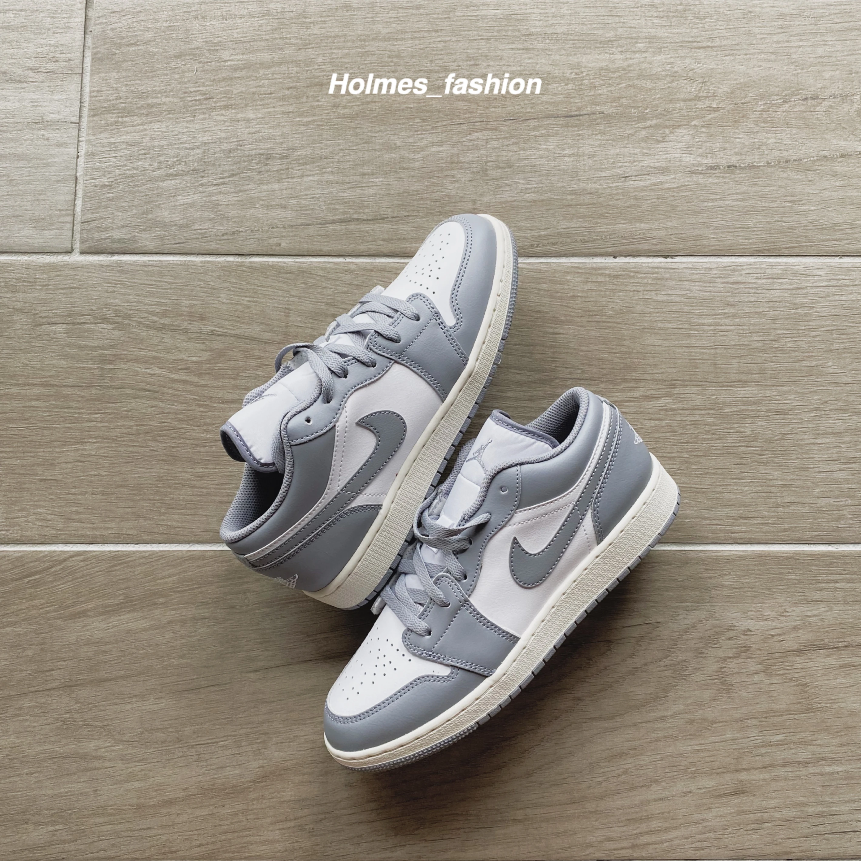 [Holmes]Nike Air Jordan 1 Low  灰白奶油底 553560-053 GS 復古灰 / 553558 053 男鞋