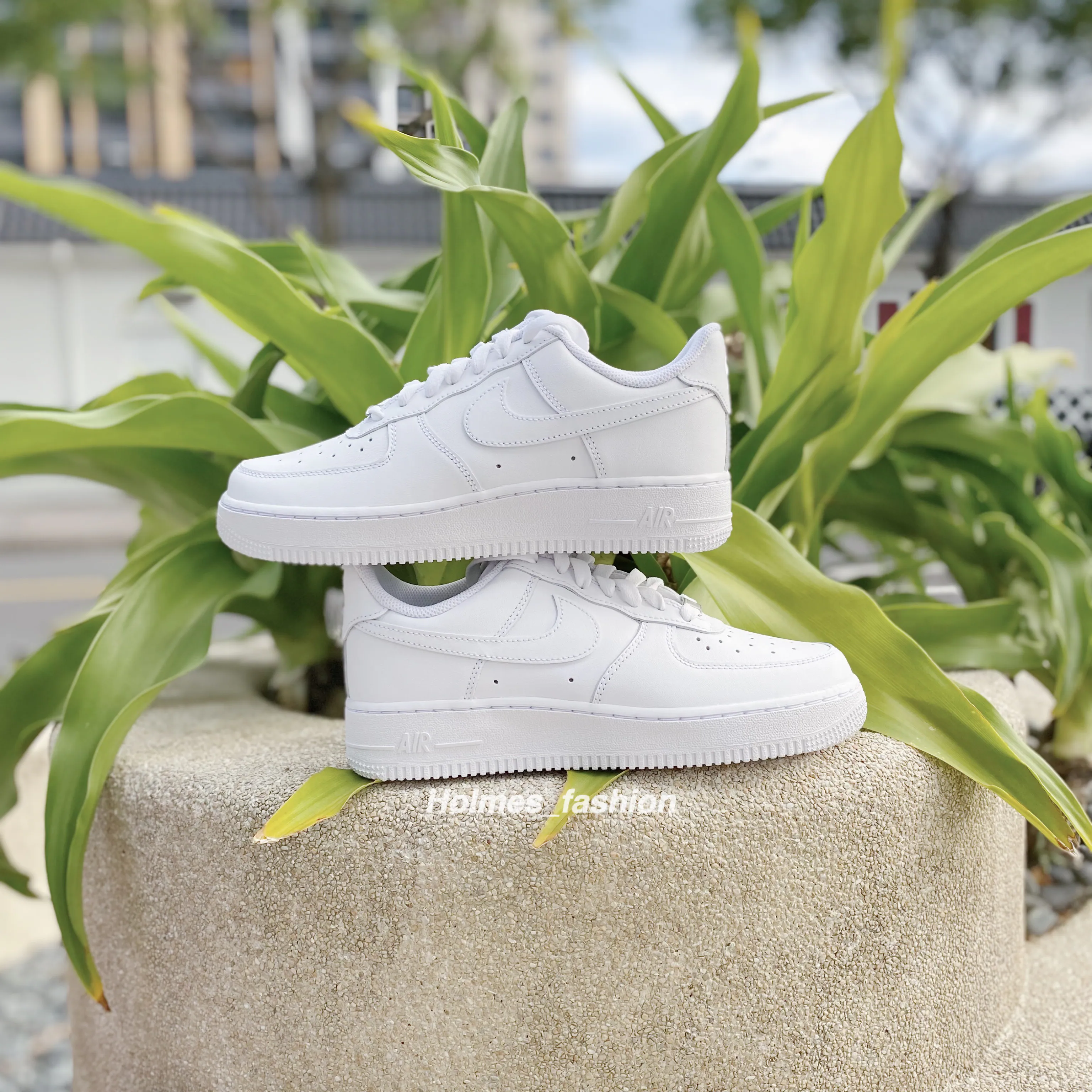 [Holmes] Nike AIR FORCE 1 LOW 全白 女鞋 AF1 鐵牌 低筒 W 運動鞋 白force DD8959-100