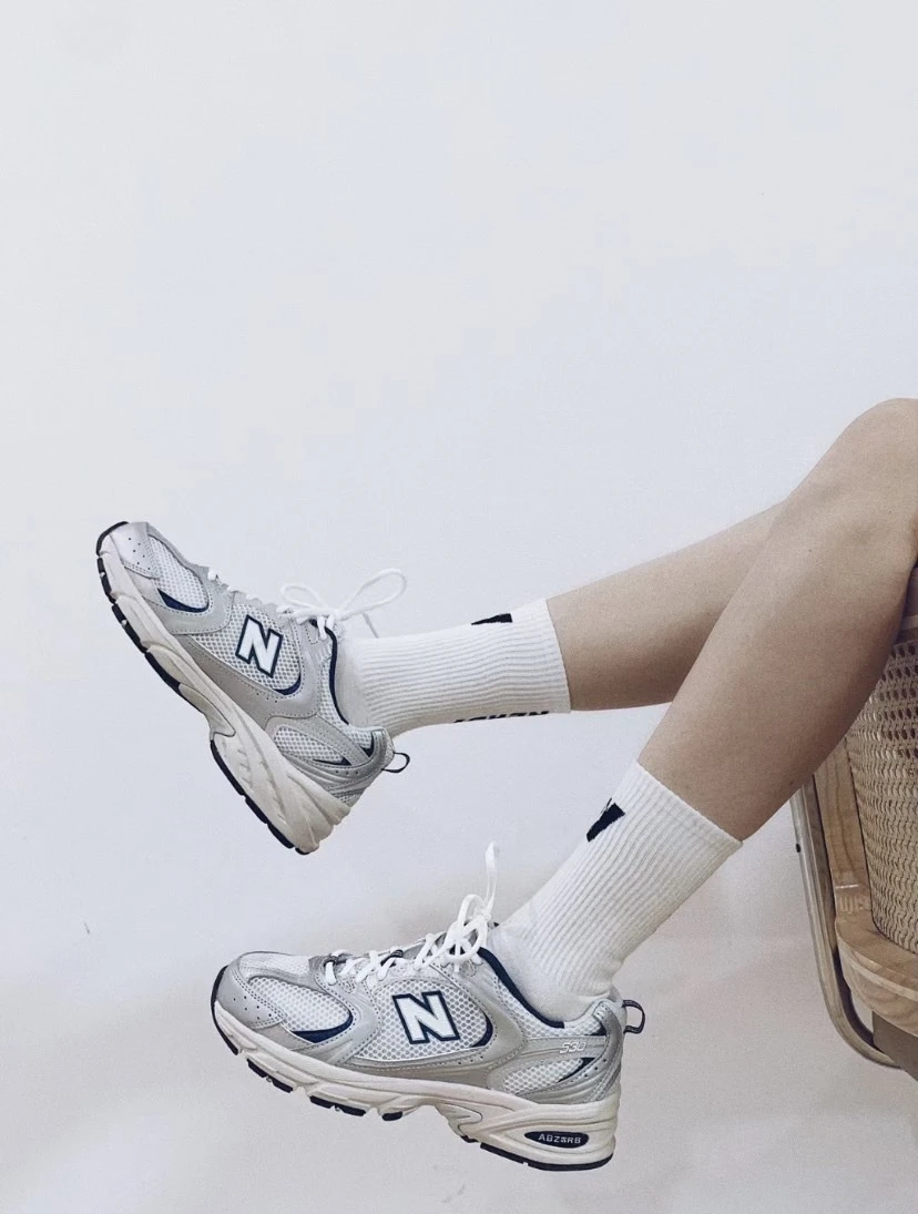 [Holmes]NEW BALANCE 530 MR530KA 復古銀