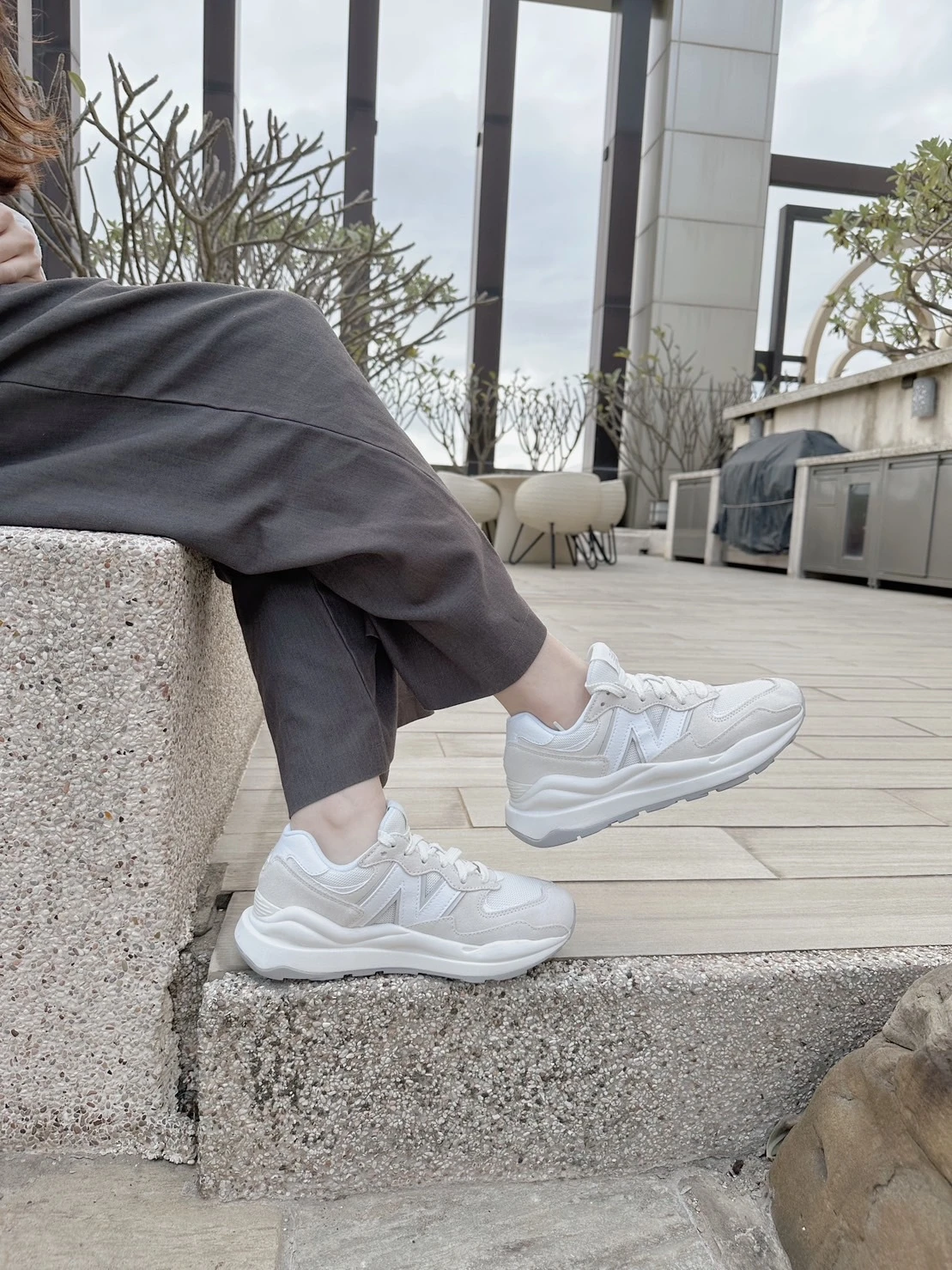 [Holmes]NEW BALANCE W5740ESA 燕麥白 NB 5740