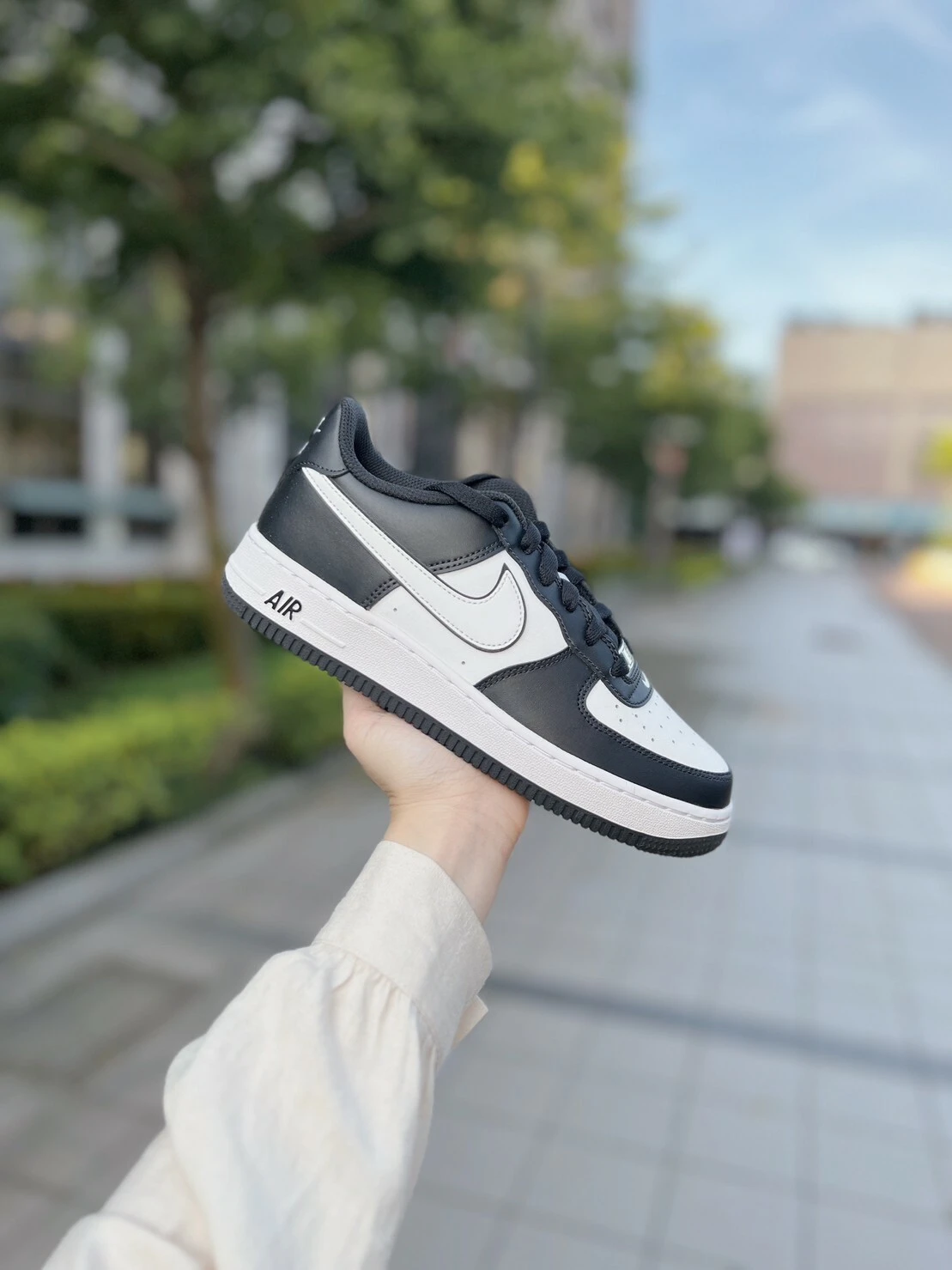 [Holmes]NIKE AIR FORCE 1  黑白熊貓 DV0788-001 DV1621-001