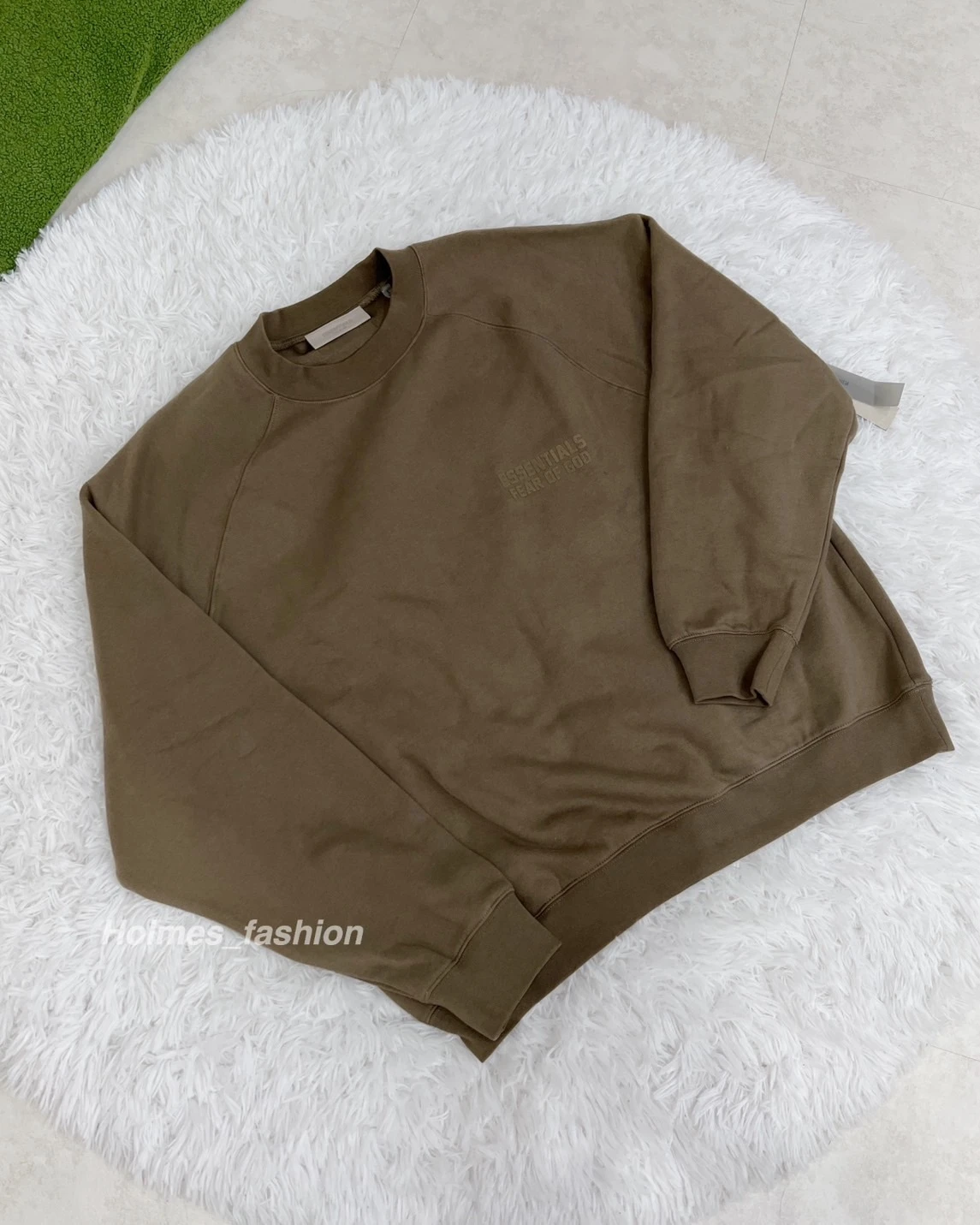HOLMES |FEAR OF GOD ESSENTIALS Crewneck Sweatshirt 大學TEE 卡其綠