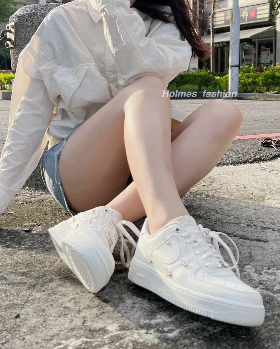 Nike Air Force 1 07 LX 奶白小金勾勾 "GOLD SWOOSH" FV3654-111 立體小金勾/現貨