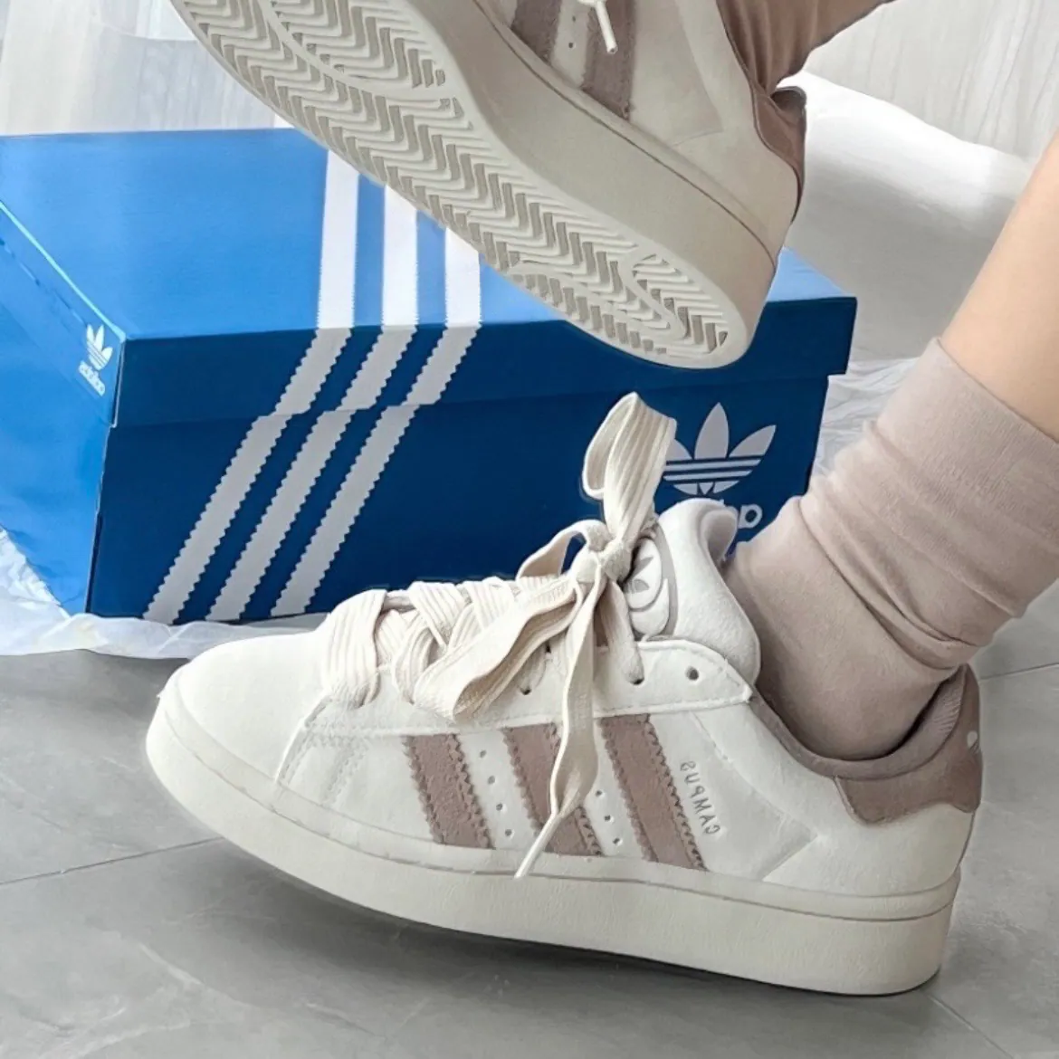 [Holmes]ADIDAS ORIGINALS CAMPUS 00S 麵包鞋 三葉草 大地色 奶茶色 奶油底 IG5996