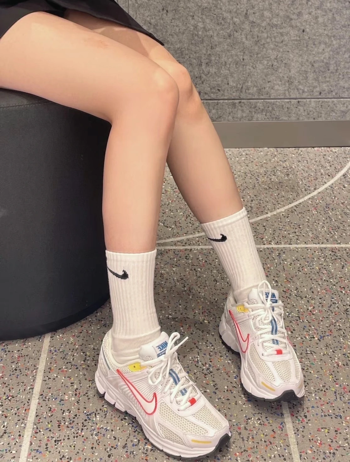 NIKE AIR ZOOM VOMERO 5 叉奇配色 預購